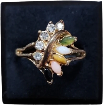 90s Vintage Seta Gemstone Small Chips Gold Toned Ring