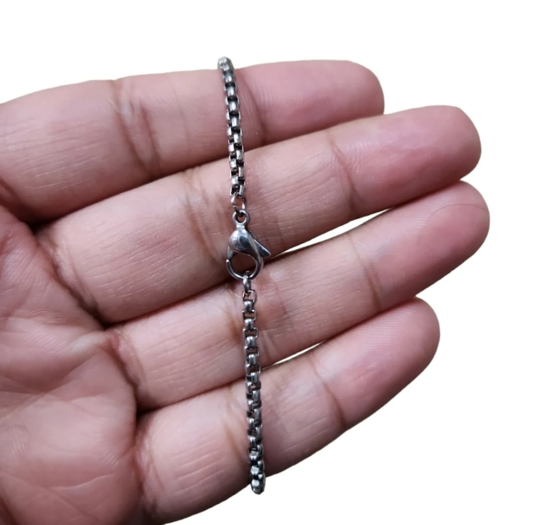 90s Vintage Silver Black Toned Cross Pendant Necklace - Image 3
