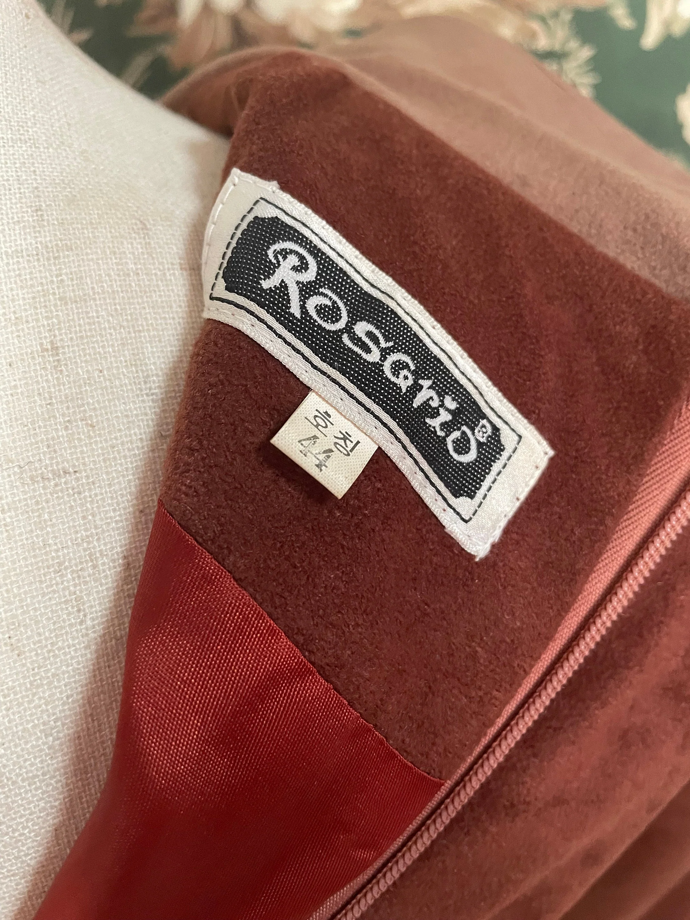 90s Vintage Two-Tone Brown Ultrasuede Dress by Rosario - Image 8