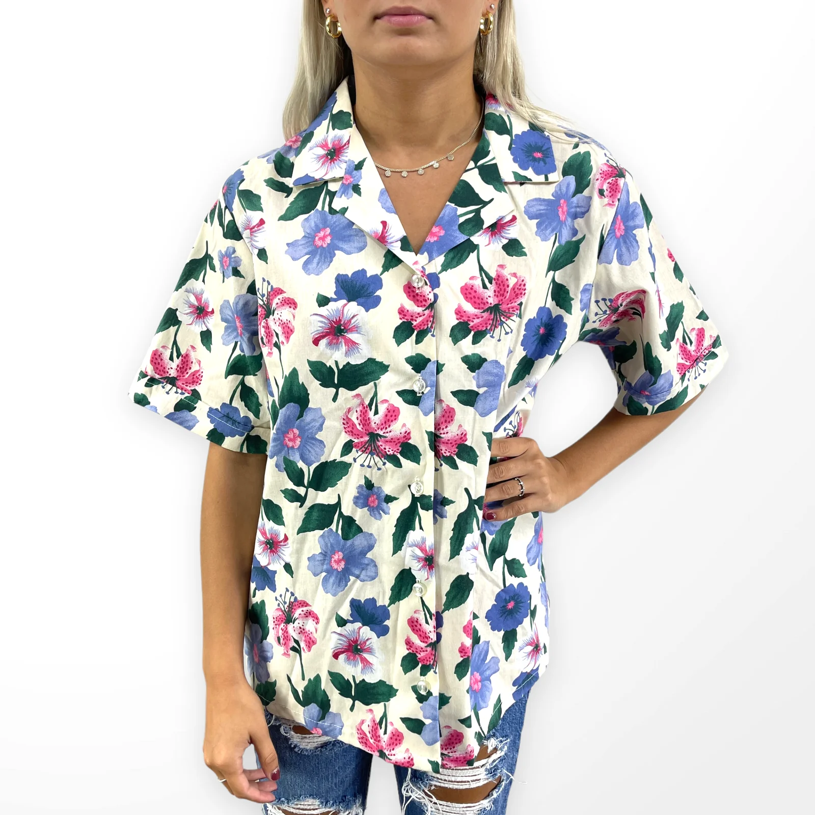 90s Vintage White Pink Blue Floral Collared Short Sleeve Button Up by Blair - Image 8