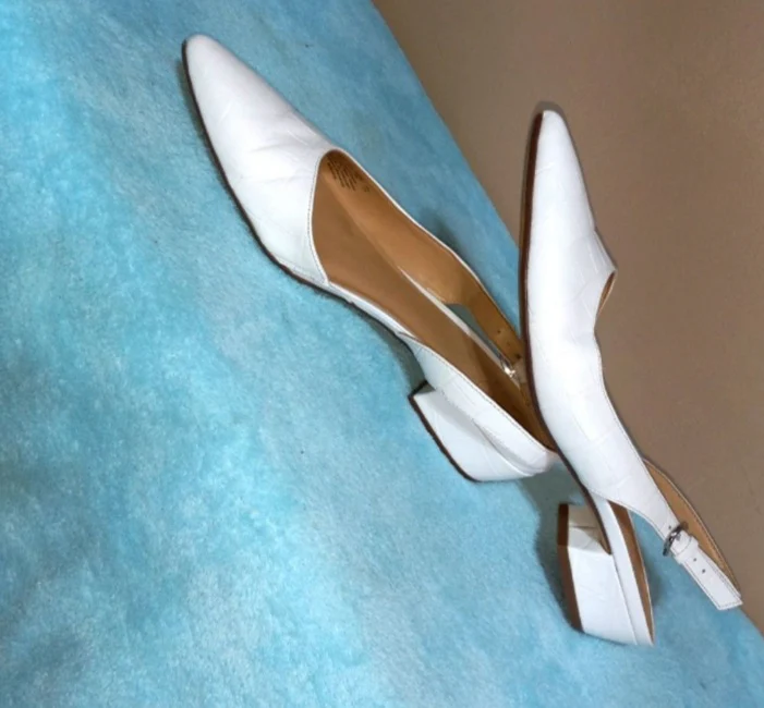 90s White Leather Upper, Pointed Toe 1 In Heels By Naturalizer - Image 3