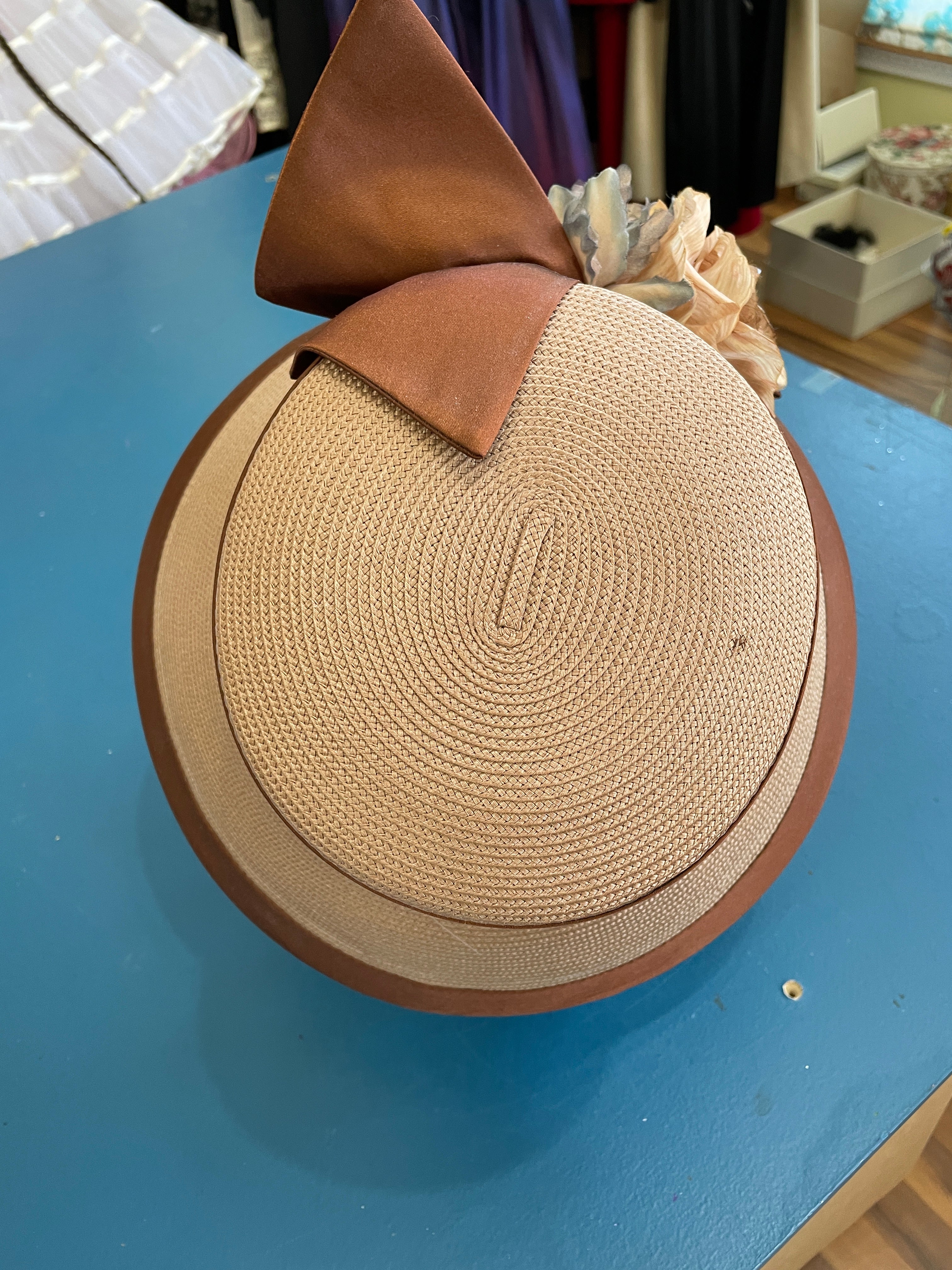 90s Wide Brimmed Lampshade Hat By Lord & Taylor - Image 5