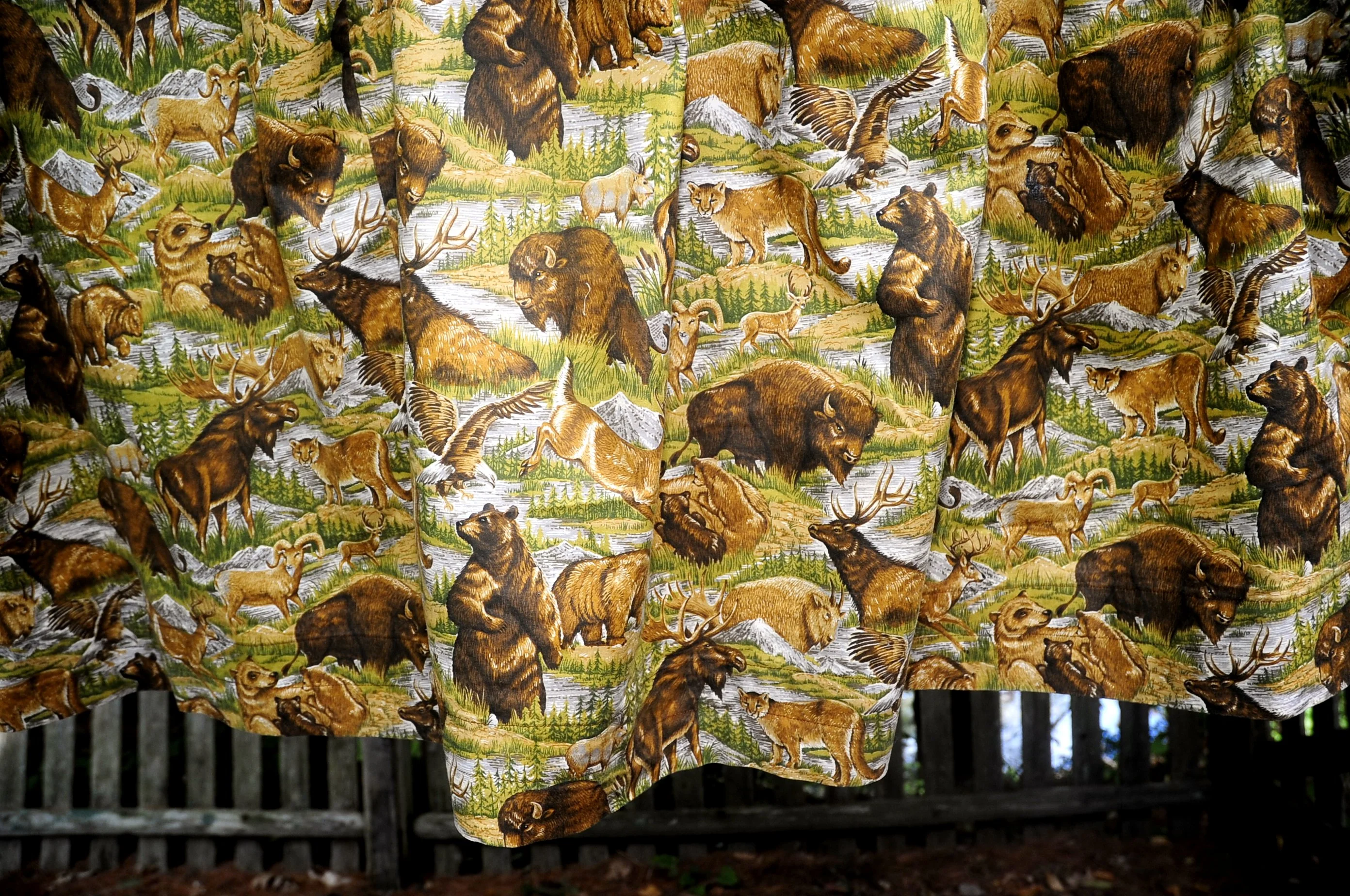 90s Wildlife Cotton Valence 174" X 22" Bear With Cubs By Cranston Print Works Company - Image 10