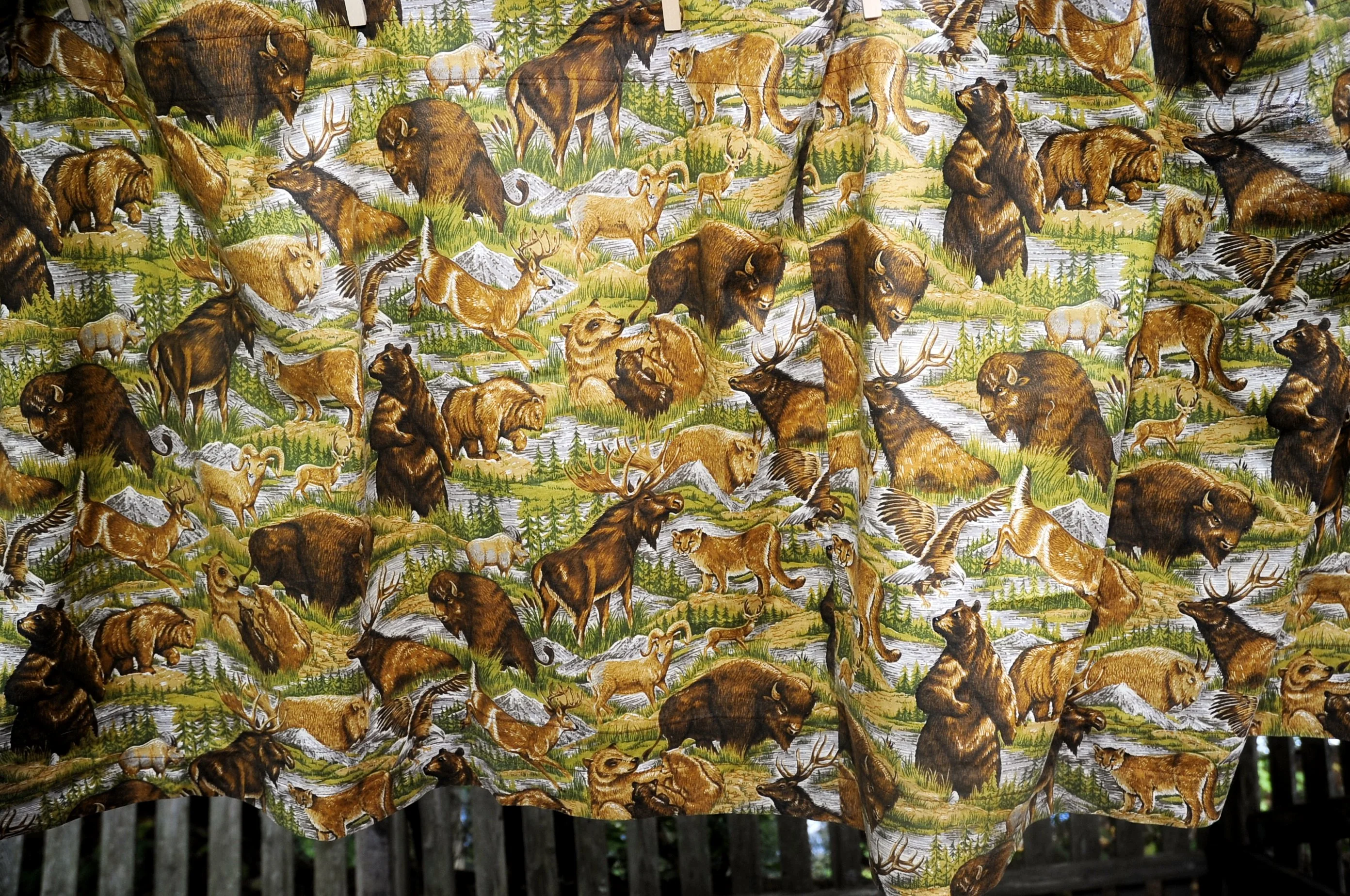 90s Wildlife Cotton Valence 174" X 22" Bear With Cubs By Cranston Print Works Company - Image 11