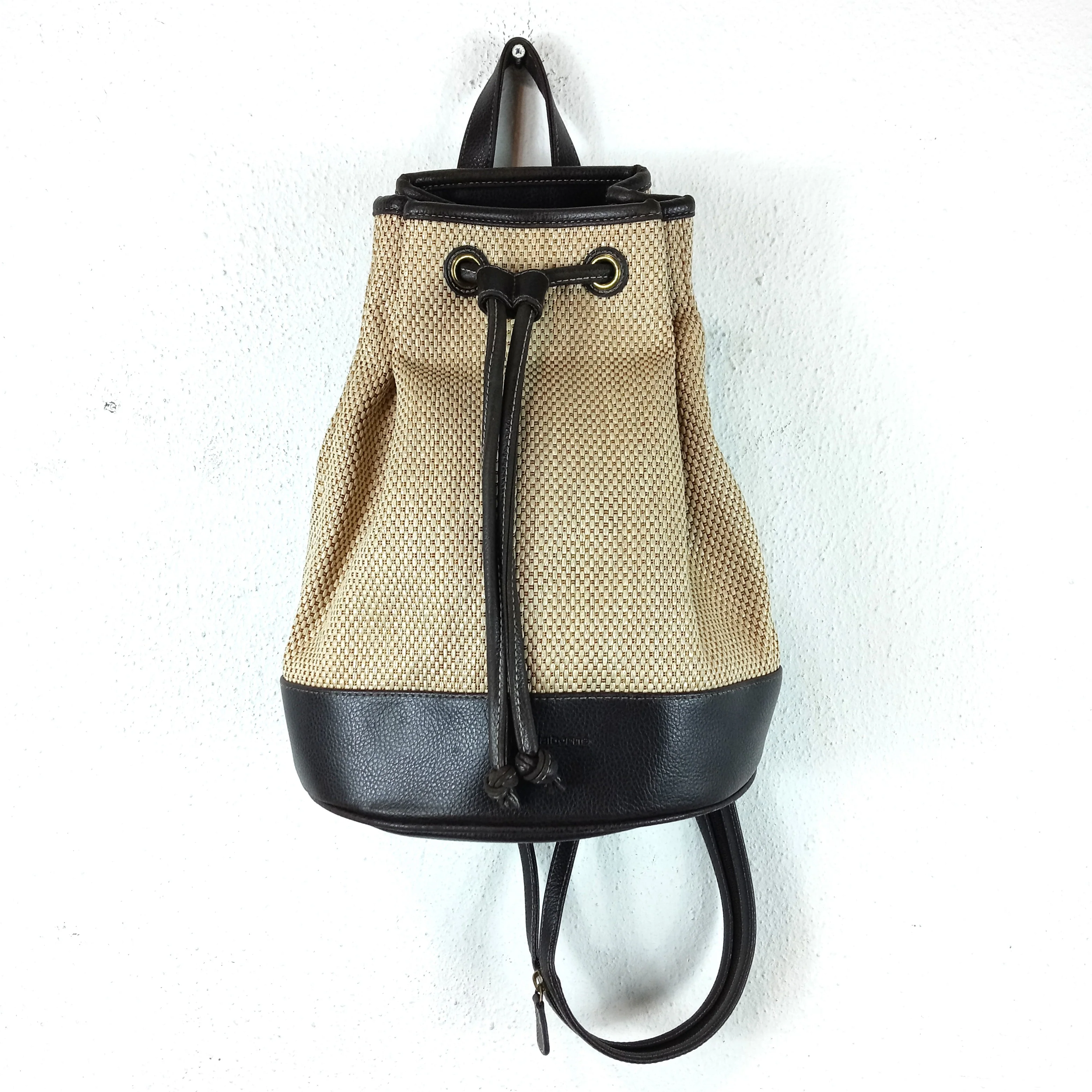 90s Woven And Vegan Convertible Bucket Backpack By Liz Claiborne - Image 3