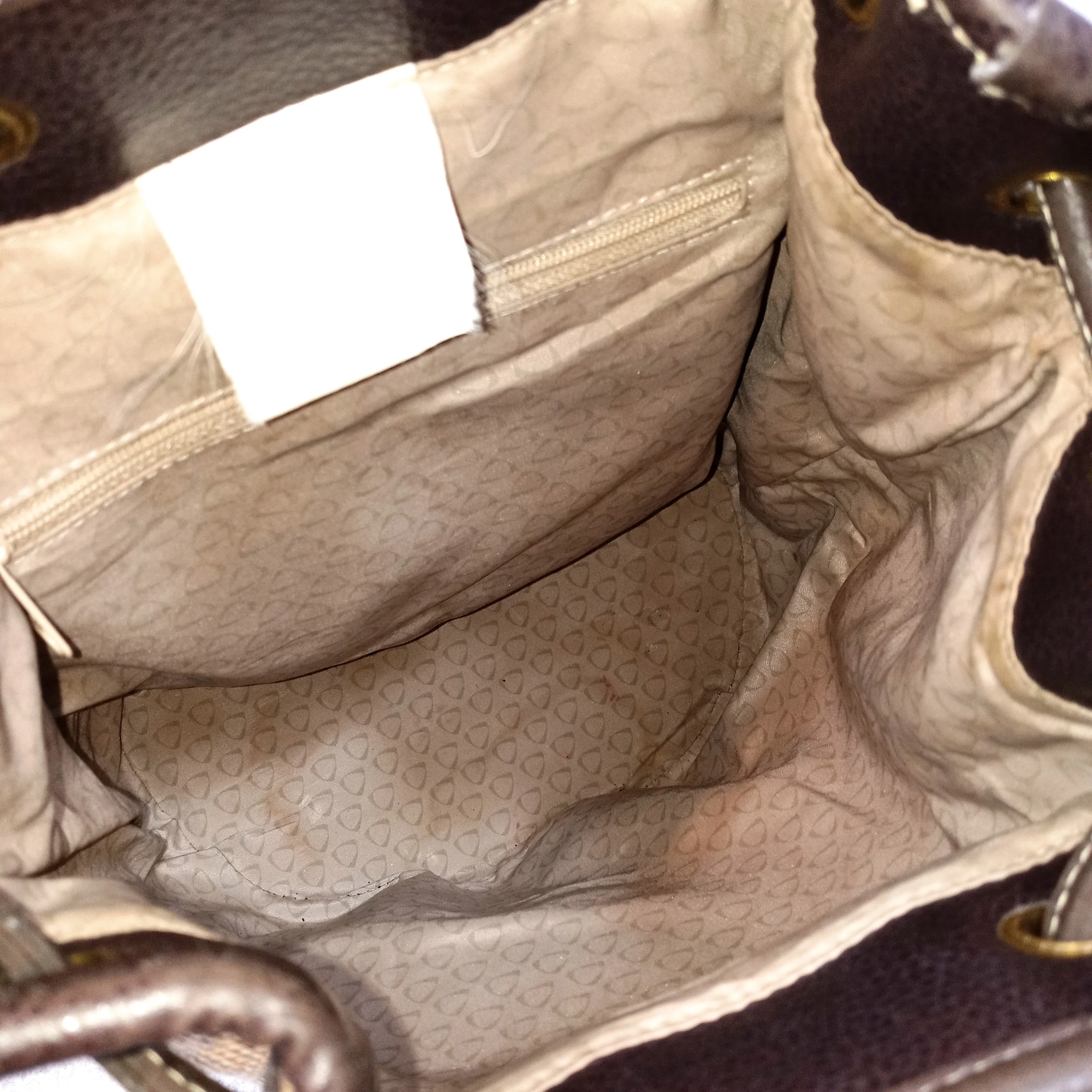 90s Woven And Vegan Convertible Bucket Backpack By Liz Claiborne - Image 7