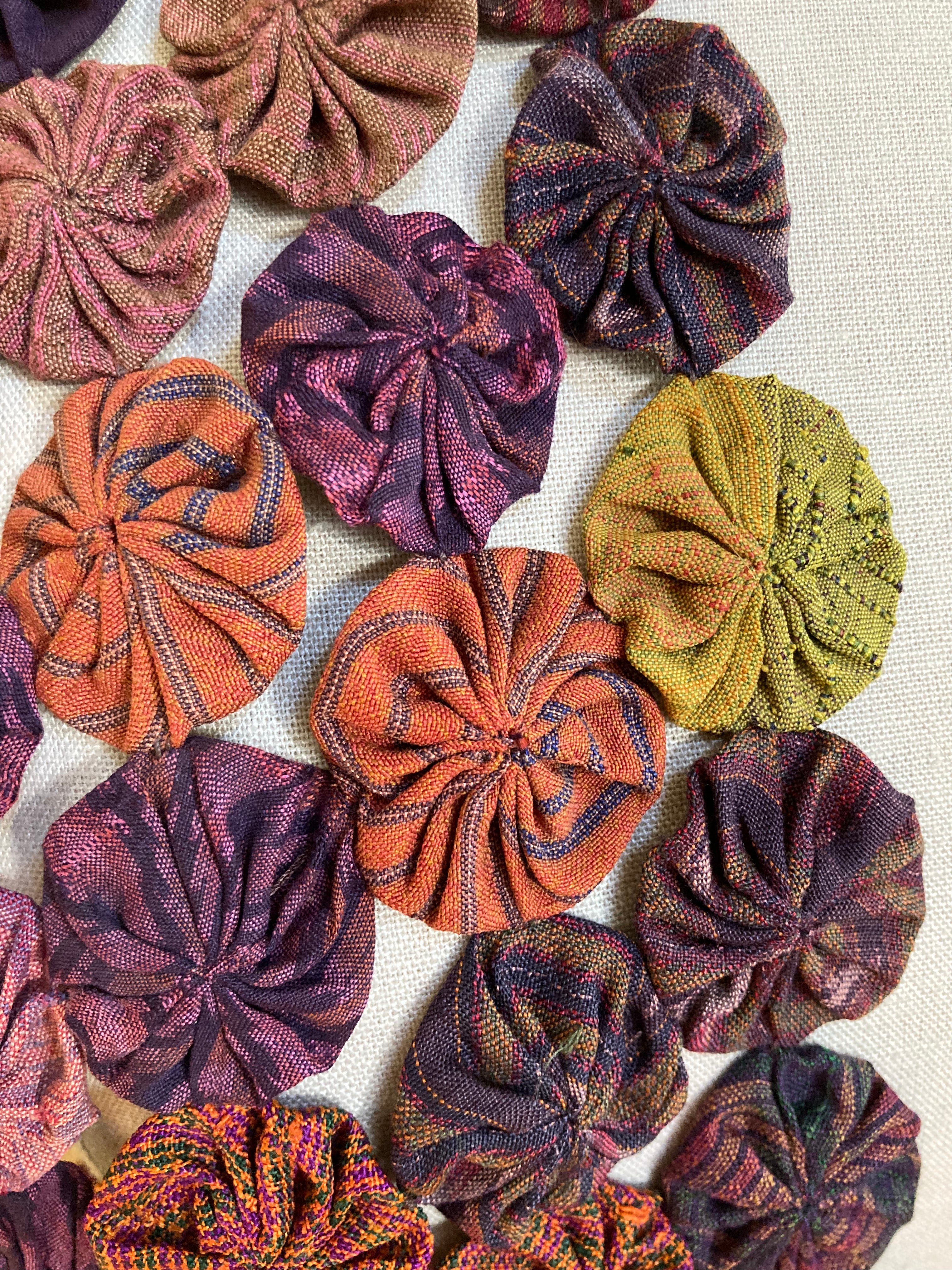 90s Yo-yo Quilt Vest - Image 5
