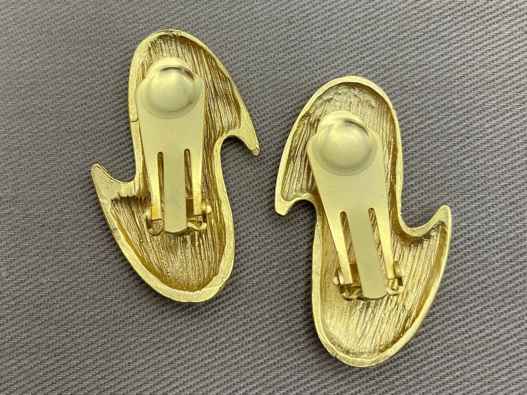 Abstract 80s Matte Gold Clip On Statement Earrings - Image 3