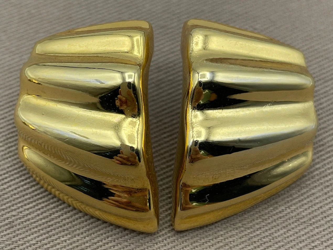Abstract Asymmetrical Crinkled Gold Tone Statement Earrings for Pierced Ears - Image 2