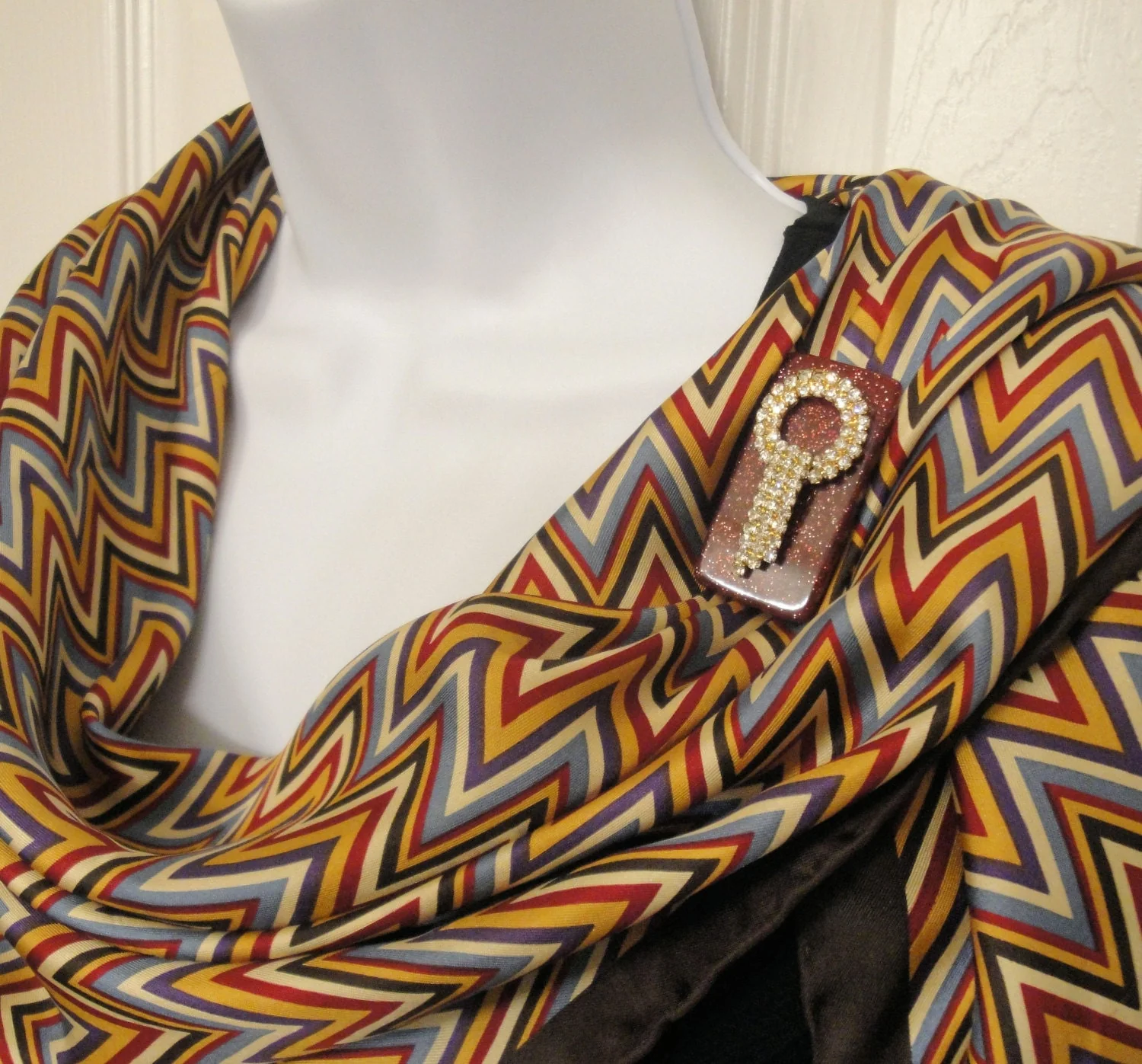 Anne Klein Square Silk Scarf Zig Zag Design In Brown Purple Wedgewood Blue Gold Cream Bonus Magnetic Brooch Vintage Classic by Anne Klein - Image 6