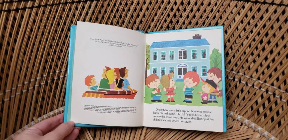 As Is It's a Small World Golden Melody Book No Music by Walt Disney - Image 3