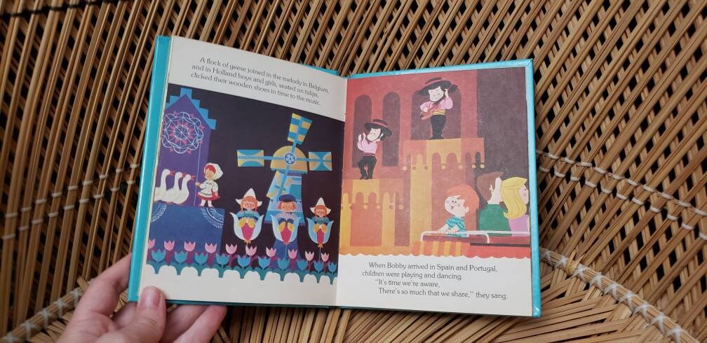 As Is It's a Small World Golden Melody Book No Music by Walt Disney - Image 5