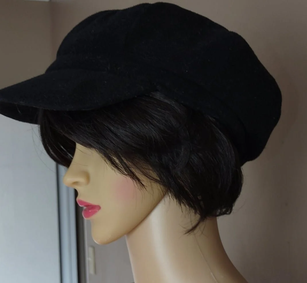 Fleecy Black Cap - Image 3