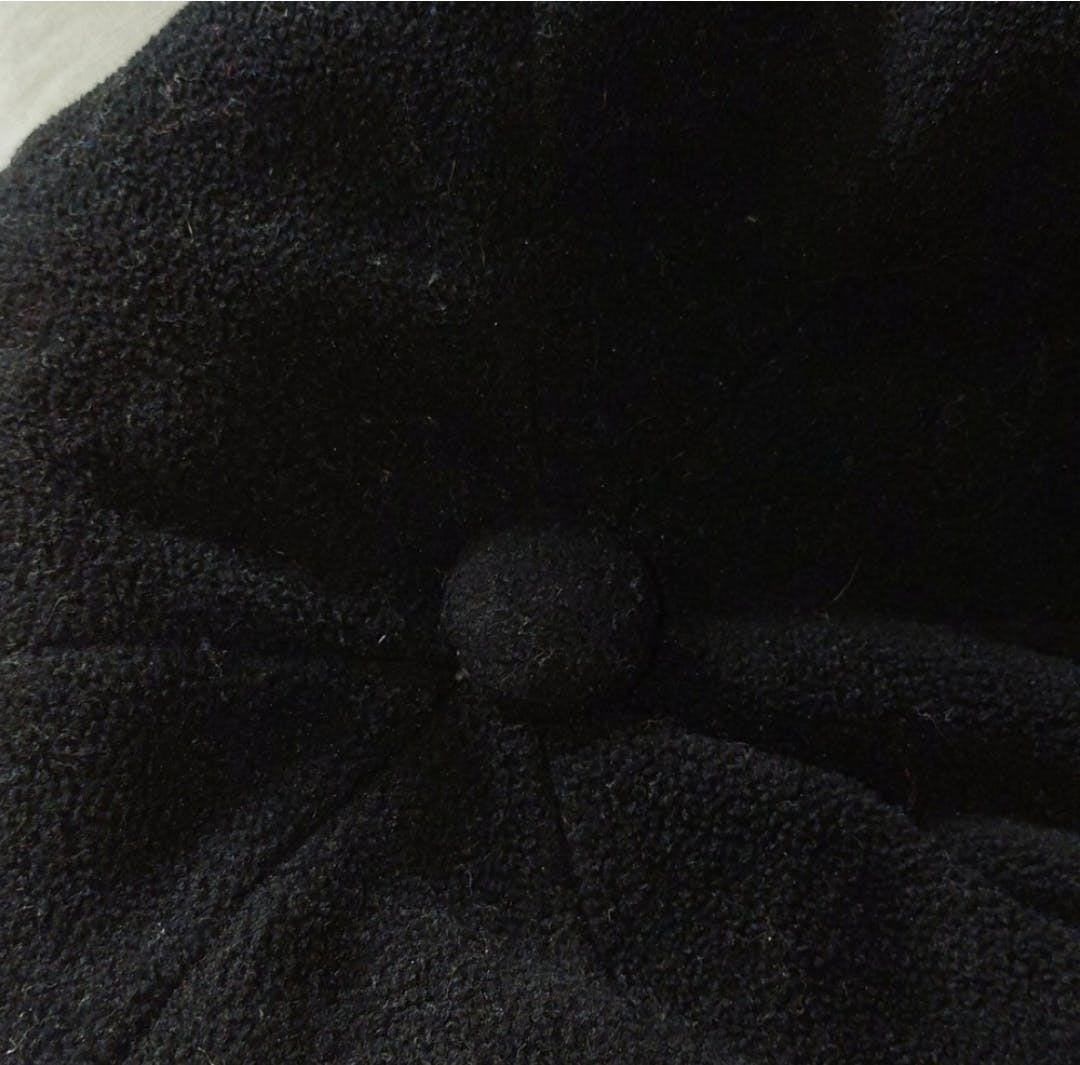Fleecy Black Cap - Image 4