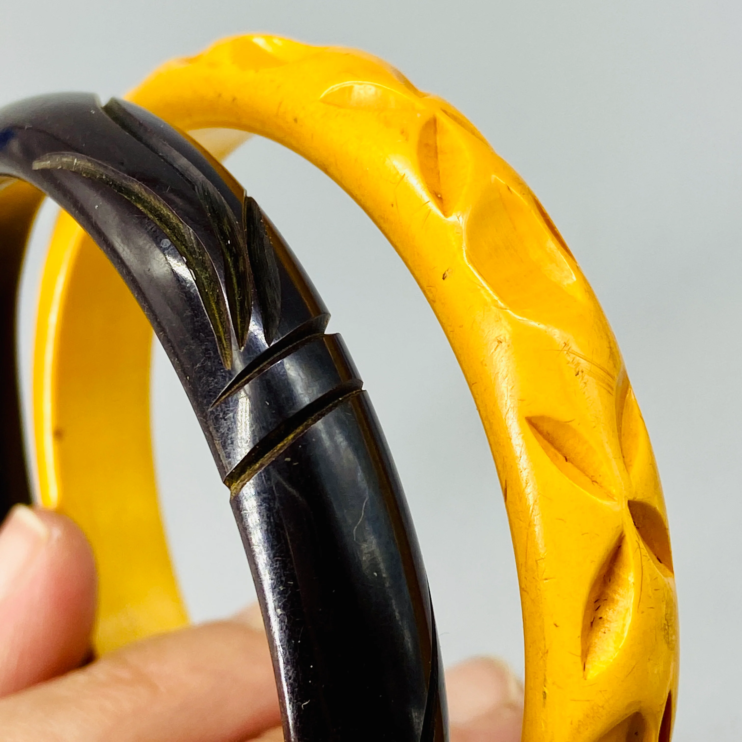 Bakelite Bangle Pair In Bumblebee Yellow And Black - Image 12