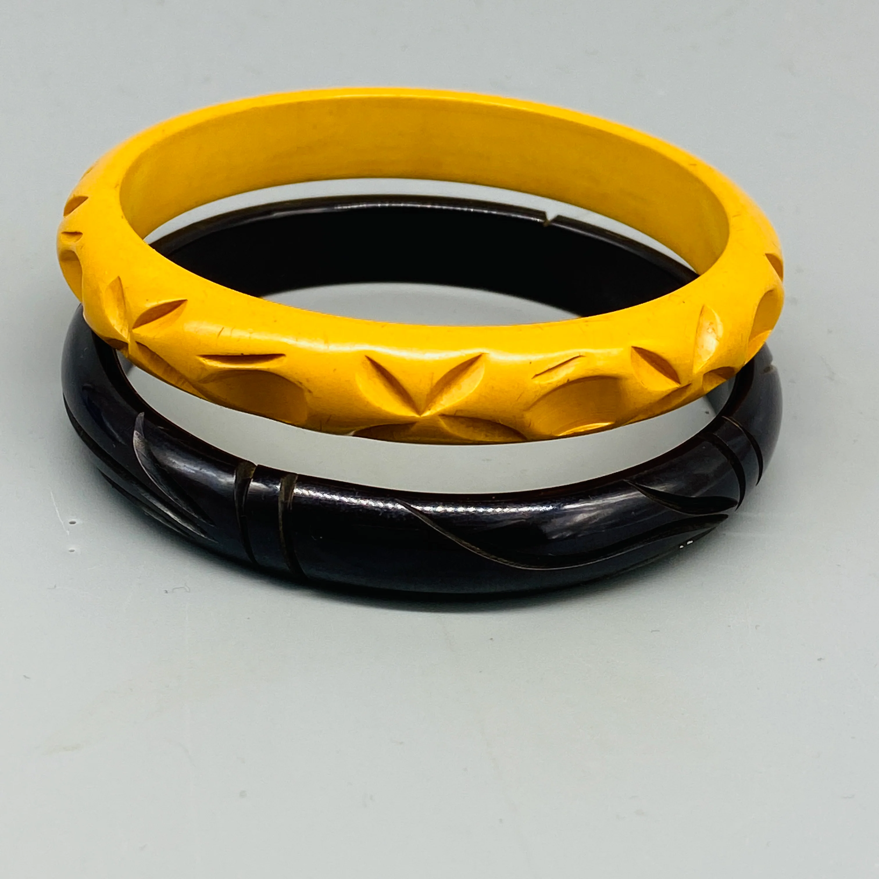 Bakelite Bangle Pair In Bumblebee Yellow And Black - Image 4