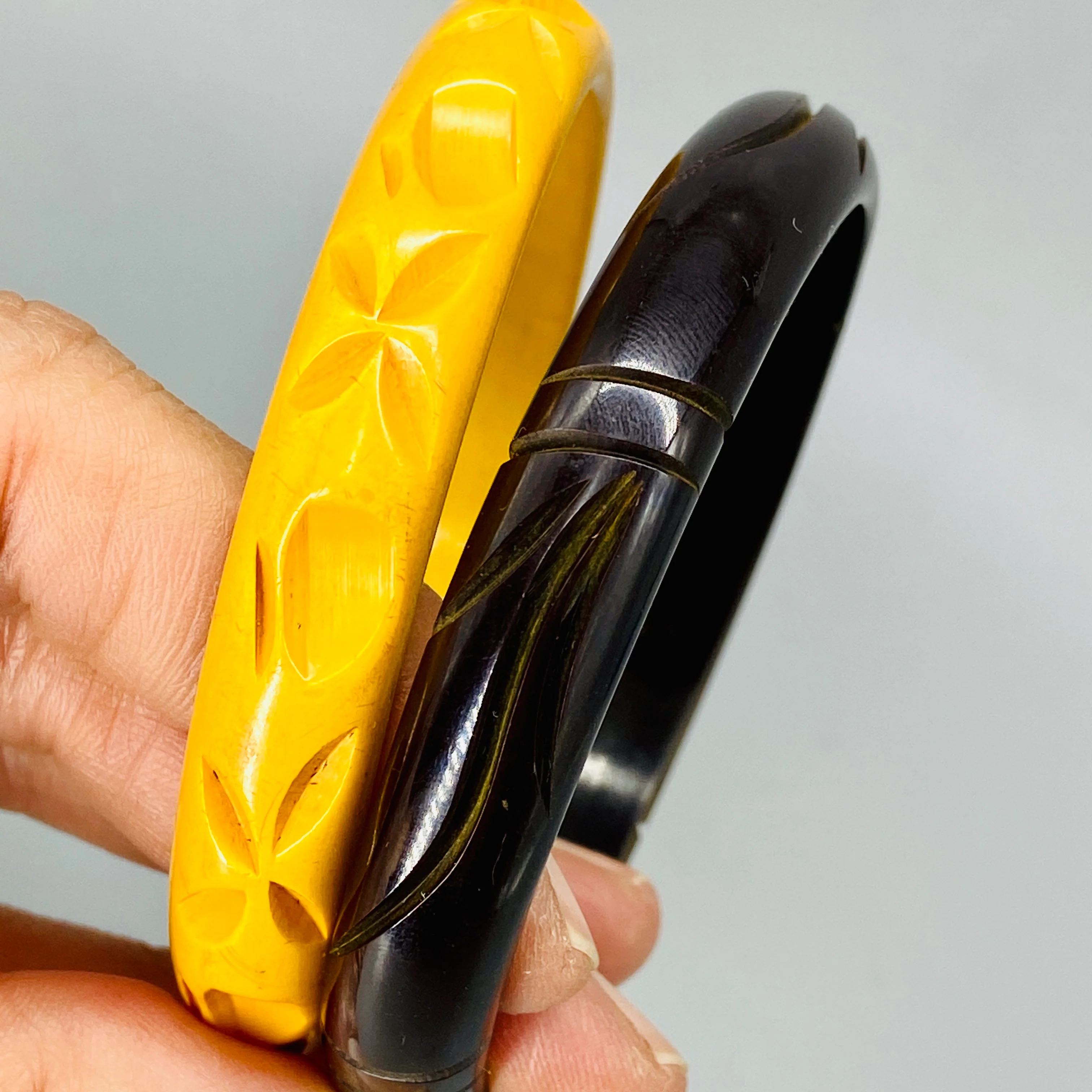 Bakelite Bangle Pair In Bumblebee Yellow And Black - Image 8