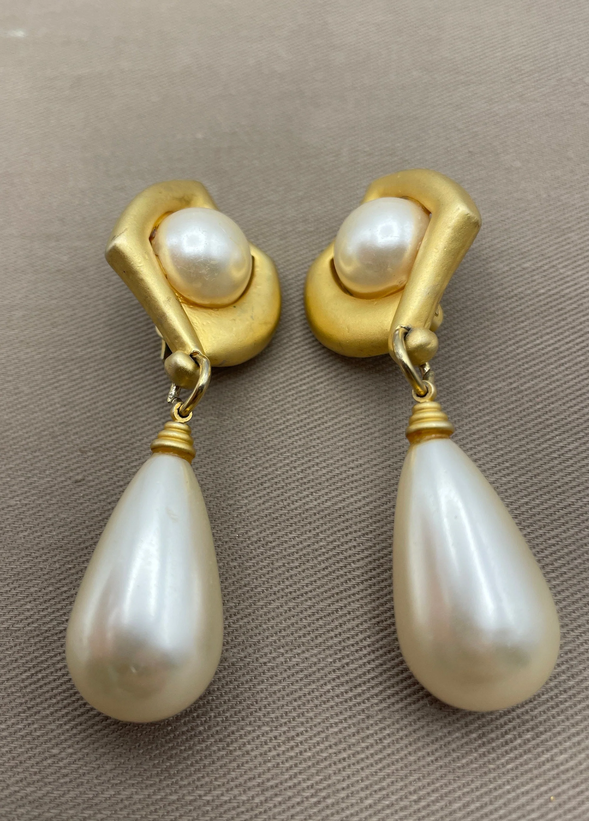 Baroque French Gold Pearl Clip-On Statement Earrings - Image 3