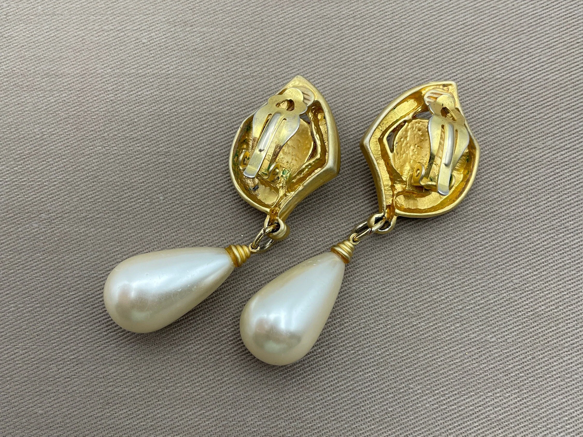 Baroque French Gold Pearl Clip-On Statement Earrings - Image 4