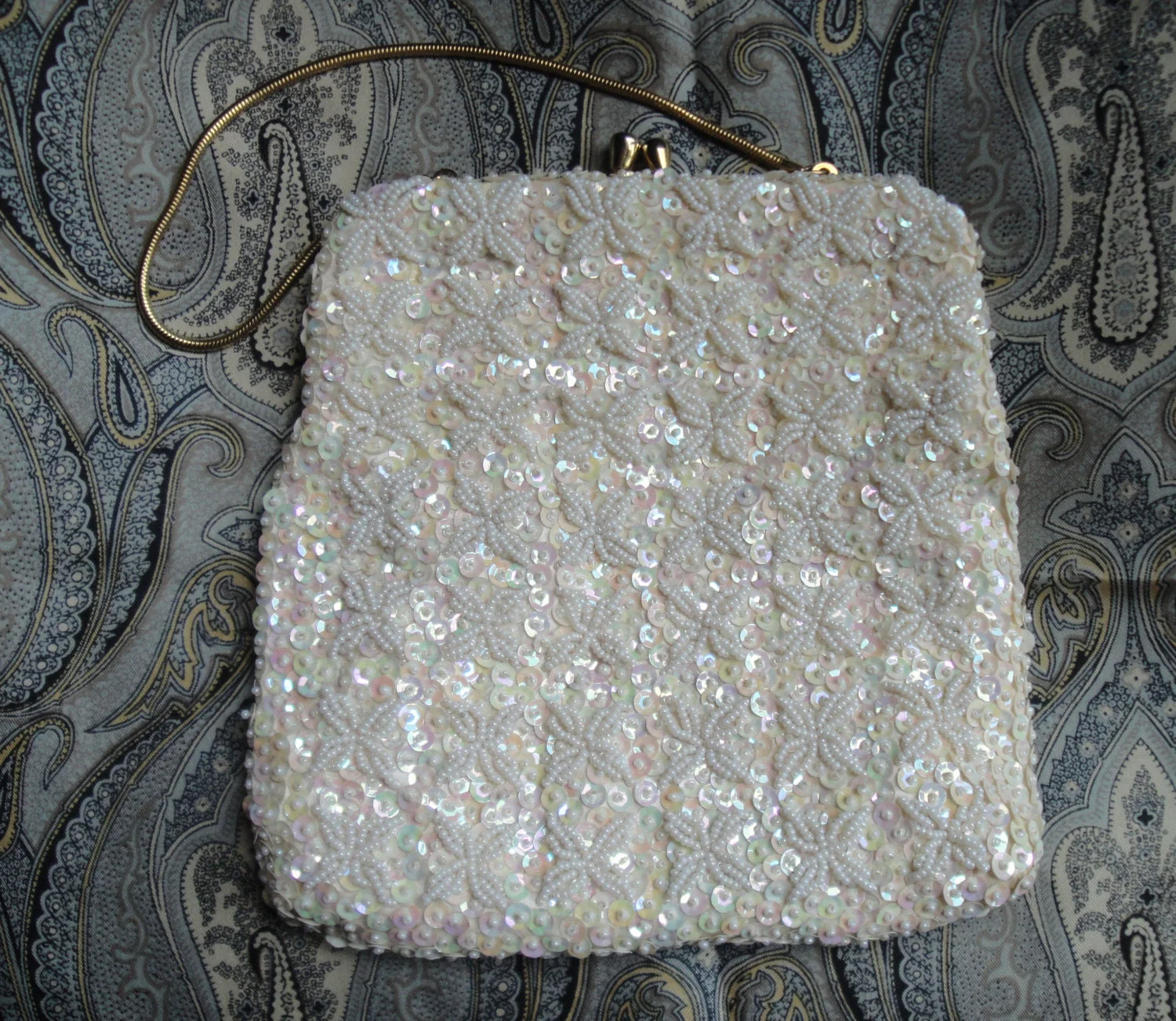 Beaded Evening Bag 60s 7 by 7 Inch Size 13 Inch Gold Chain Handle Made In Hong Kong, White, Top Kiss Style Clasp, Vtf Chic by Richere - Image 4