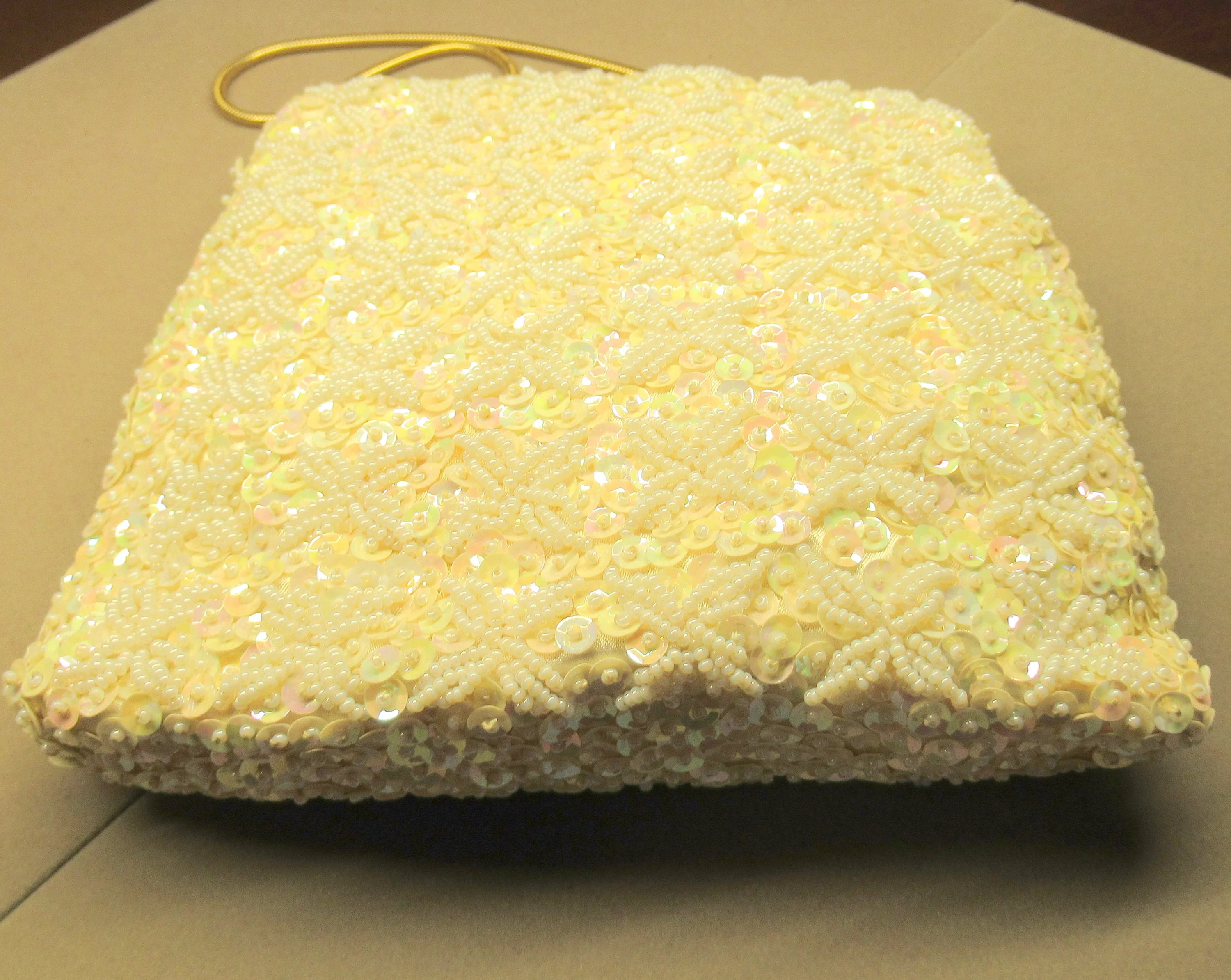 Beaded Evening Bag 60s 7 by 7 Inch Size 13 Inch Gold Chain Handle Made In Hong Kong, White, Top Kiss Style Clasp, Vtf Chic by Richere - Image 8