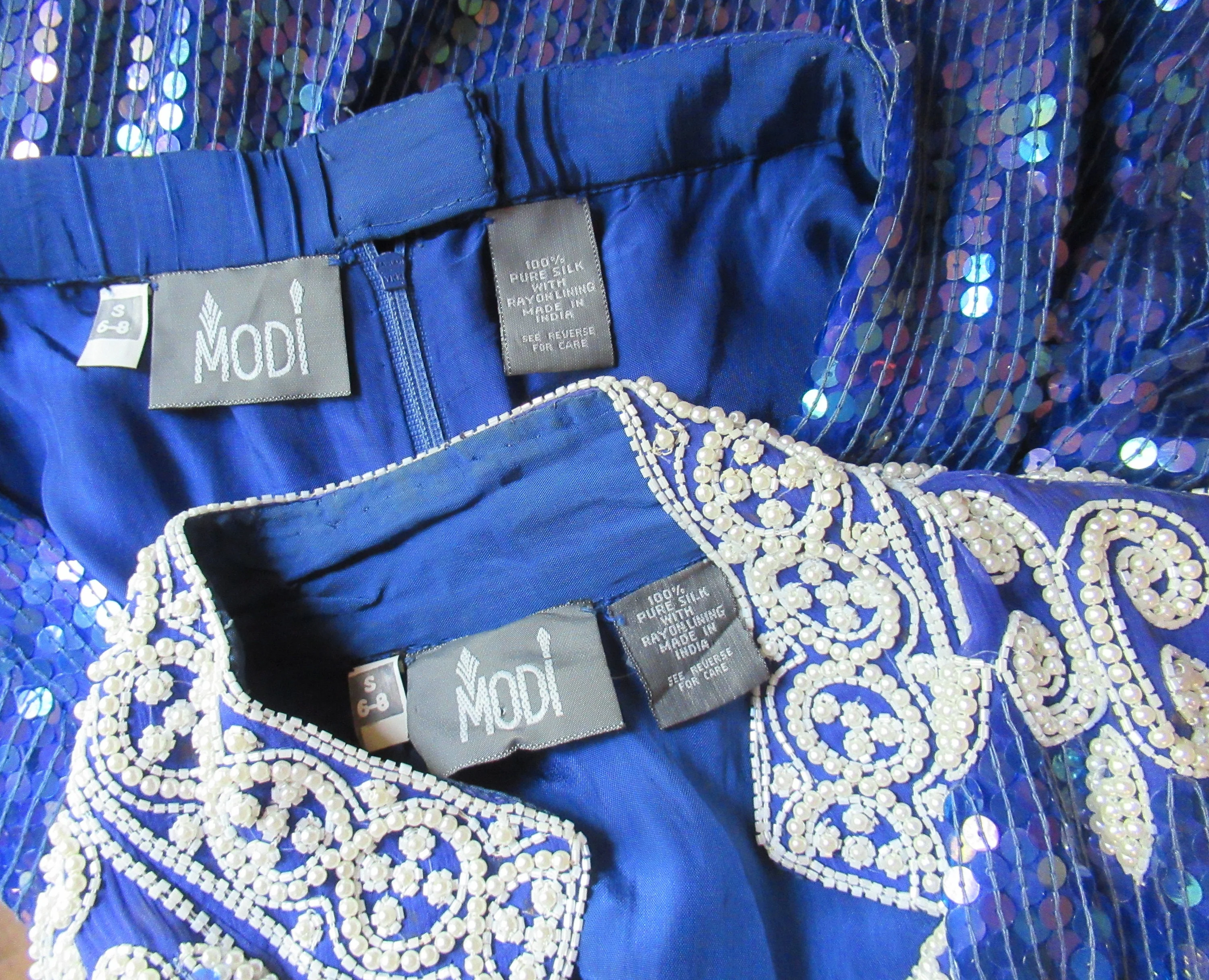 Beaded Sz S Silk Set 35 Inch Bust Modi Party Suit, Cobalt Blue / White, Made In India, Rayon Lining, Sequins, Bugle Bead and Faux Pearls - Image 4