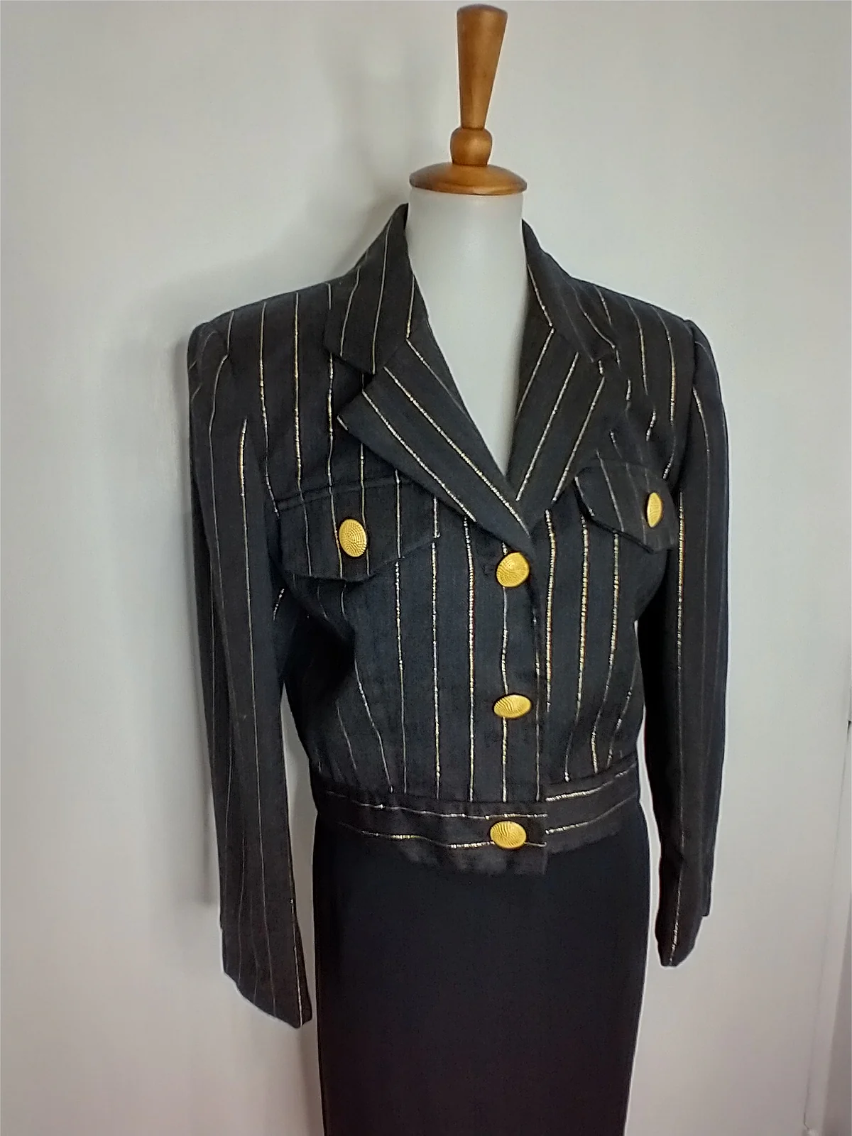 Black Wool Crop Jacket By Pira - Image 10
