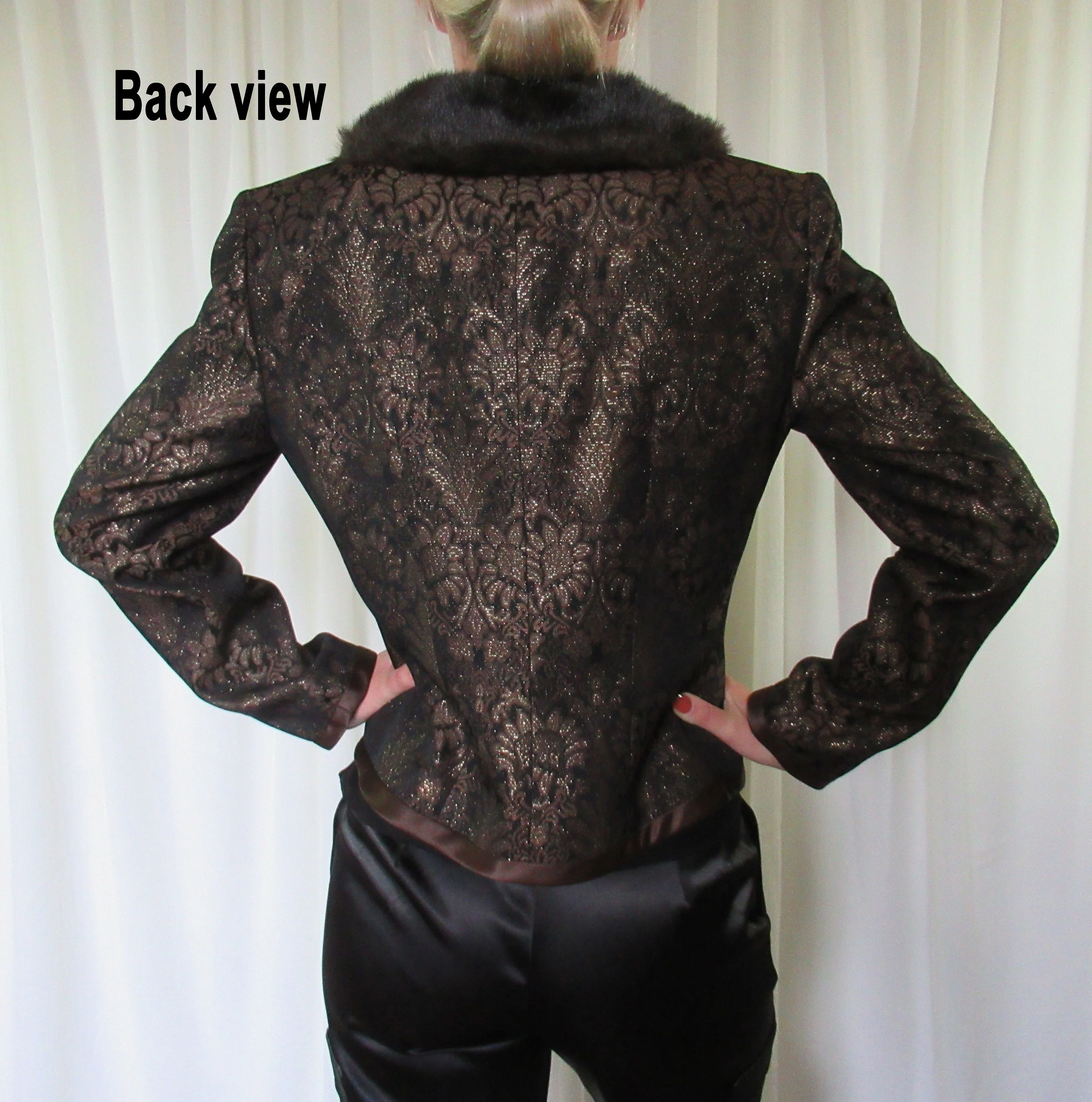 Blazer Enrico Baldini Metallic Print W Faux Fur Collar Long Sleeves 6 Front Buttons Metallic Floral Design by Enrico Baldini - Image 10
