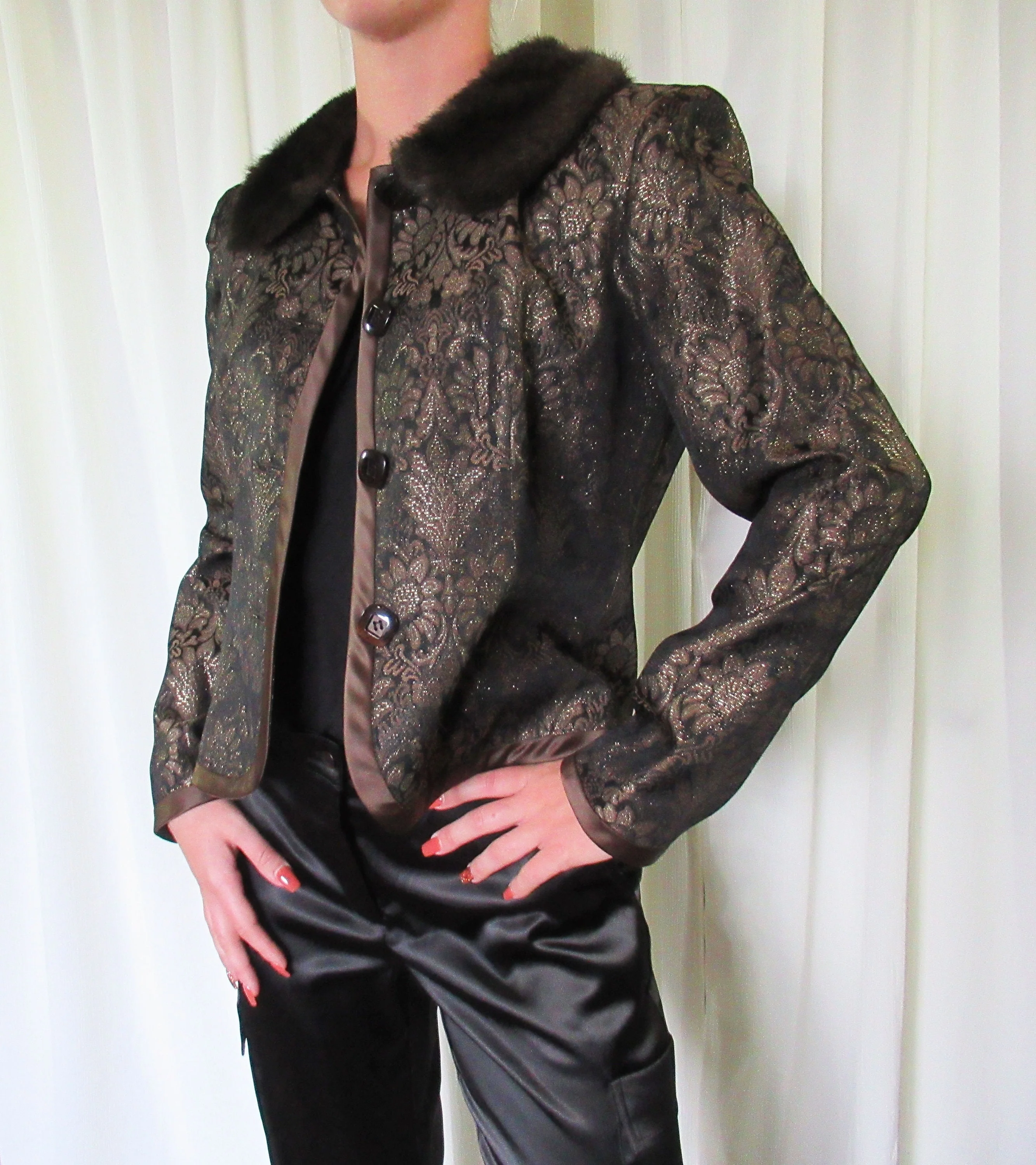 Blazer Enrico Baldini Metallic Print W Faux Fur Collar Long Sleeves 6 Front Buttons Metallic Floral Design by Enrico Baldini - Image 7
