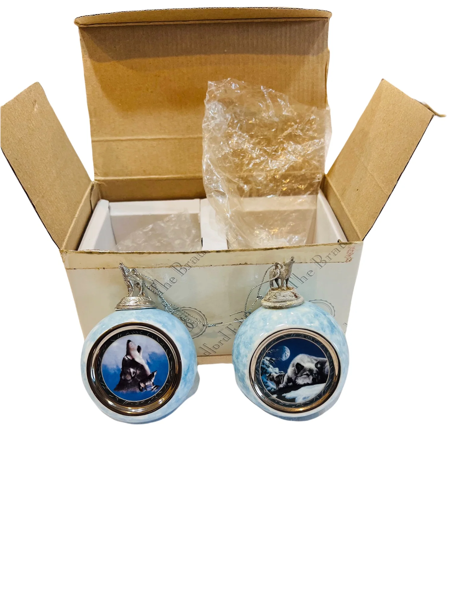 Bradford Editions Spirit of The Wilderness Lot of 8 Various Wolf Ornaments by The Bradford Editions - Image 9