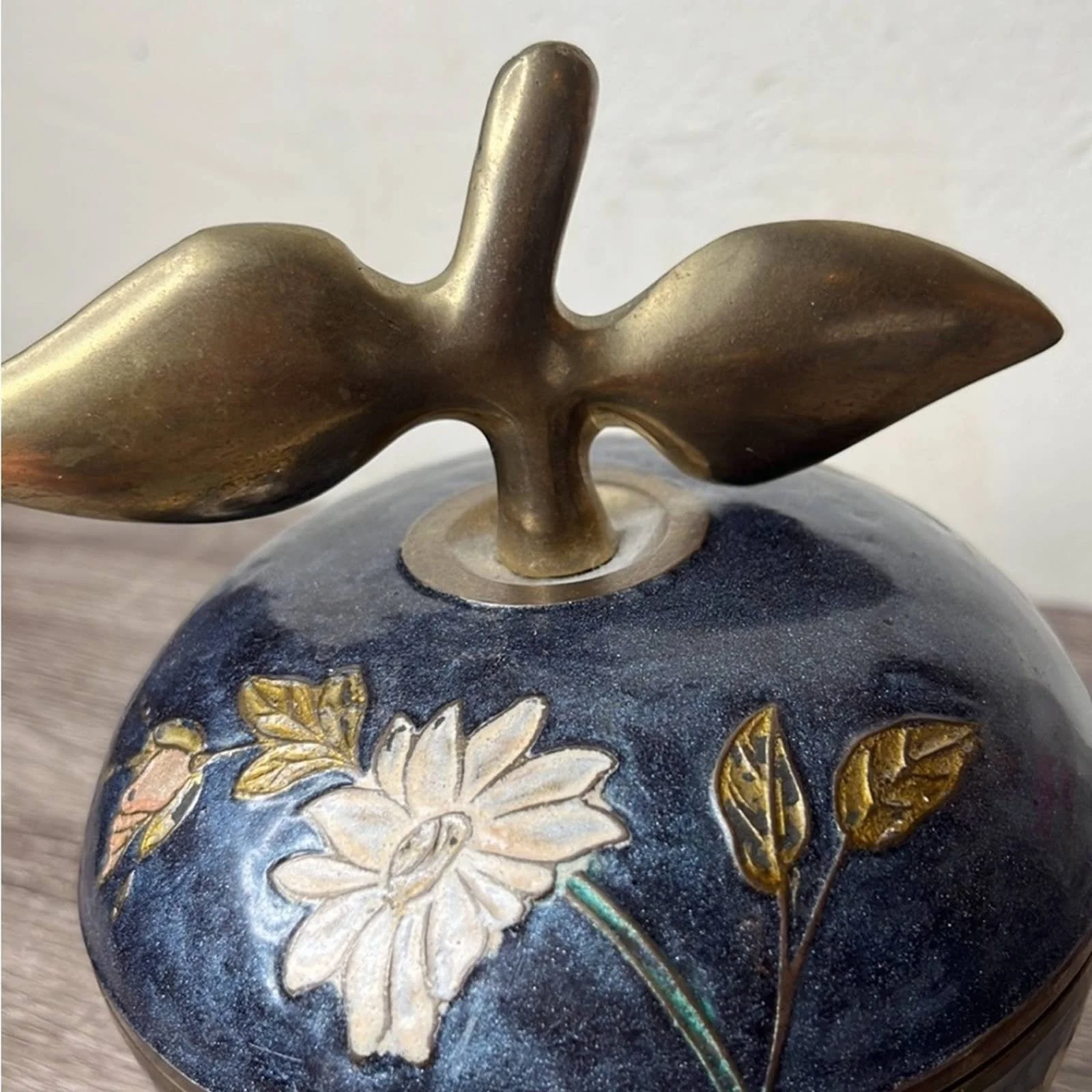 Brass Enamel Apple Box - Image 5