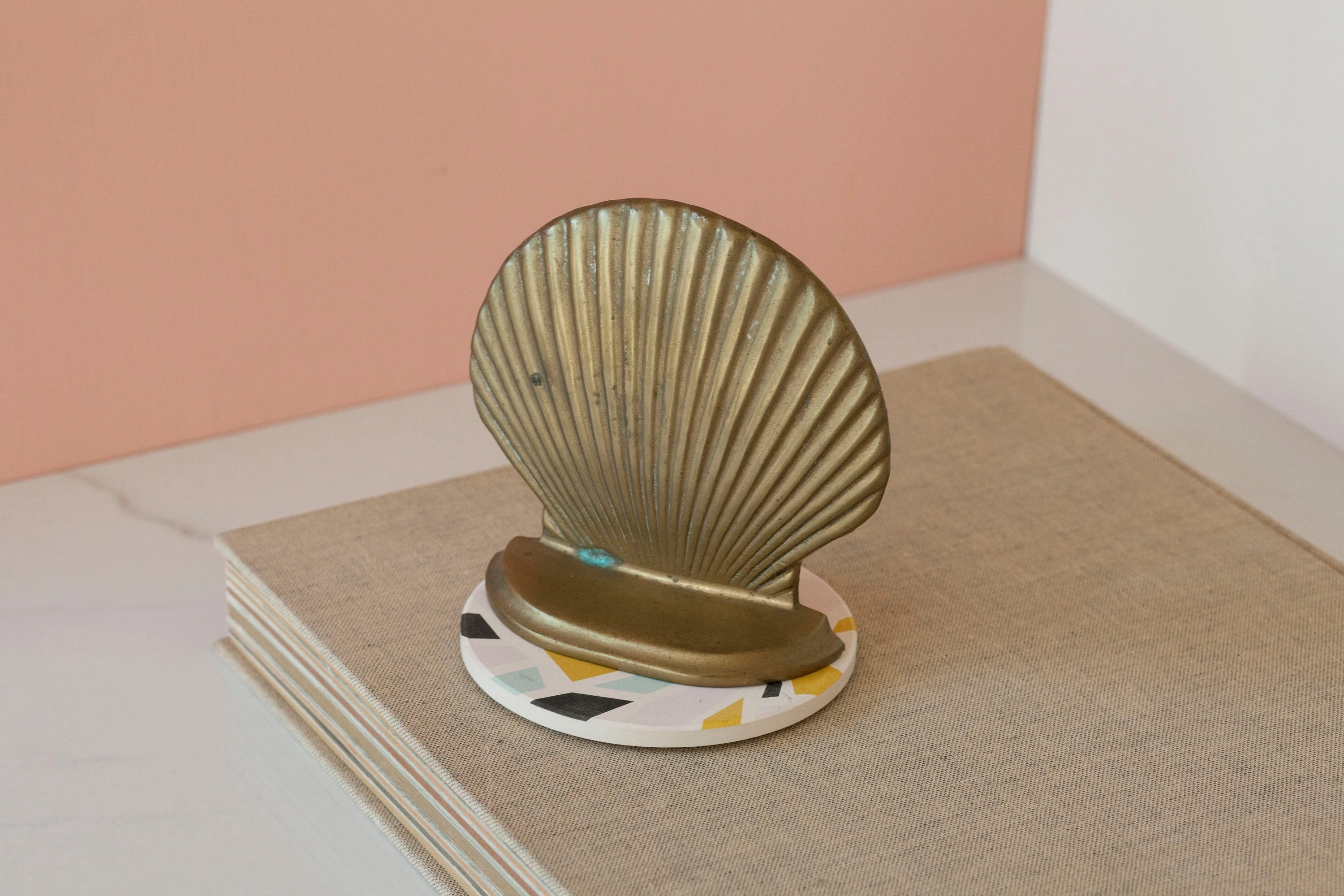 Brass Seashell Bookend Single with Patina Coastal Gran Shelf Decor Light Academia Office Library Accessory - Image 3