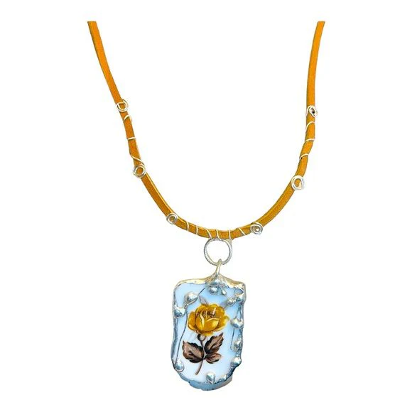 Broken China Pendant Handcrafted with Yellow Rose Vintage Harmony House Japan Plate - Image 3