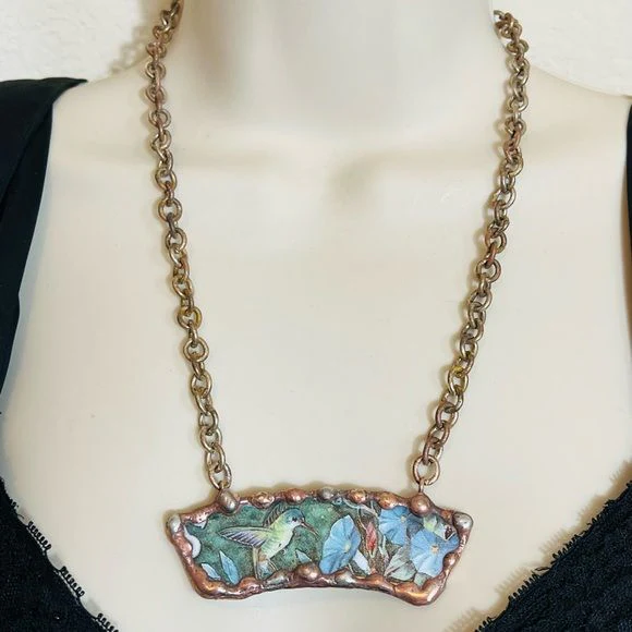 Broken China Pendant Necklace The Ruby-Throated Hummingbird Plate by Lena Liu - Image 2