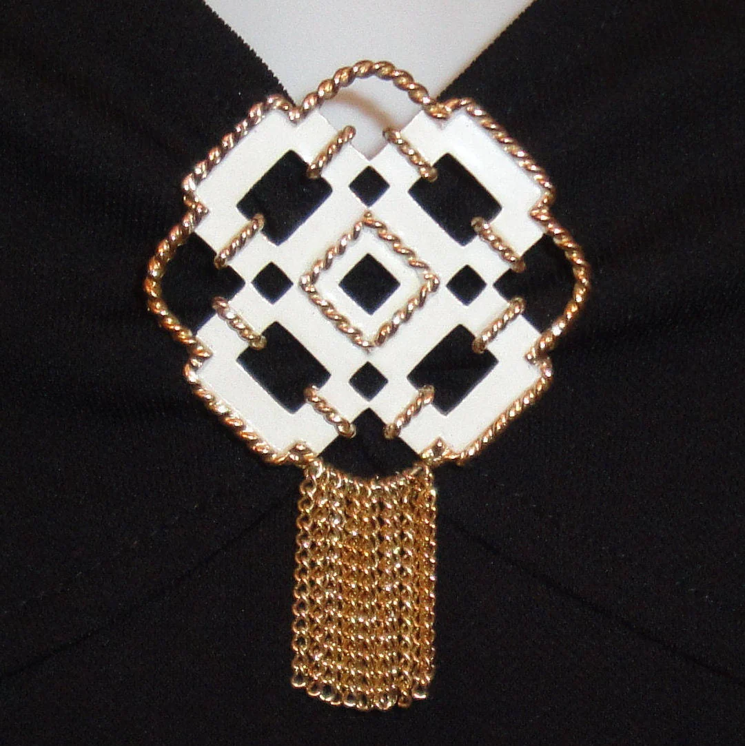 Brooch Creamy White Enamel with Rope Like Gold Tone Trim and Tassels 70s 1 and 3/4 by 1 and 3/4 Inches Plus 1 Inch Center Tassels by Avon - Image 8