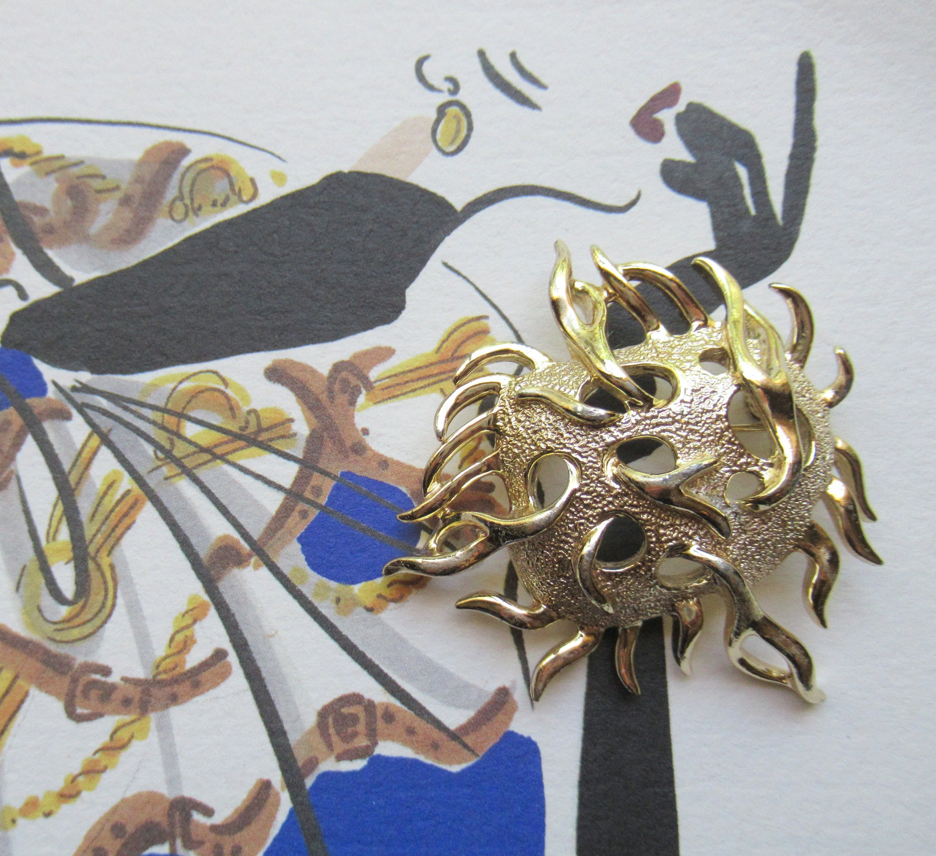 Brooch Sea Anemone 3 Dimensional Unique Design Gold Tone Metal Eye Catching and Unusual Piece Well Made Vintage by Sarah Coventry - Image 7