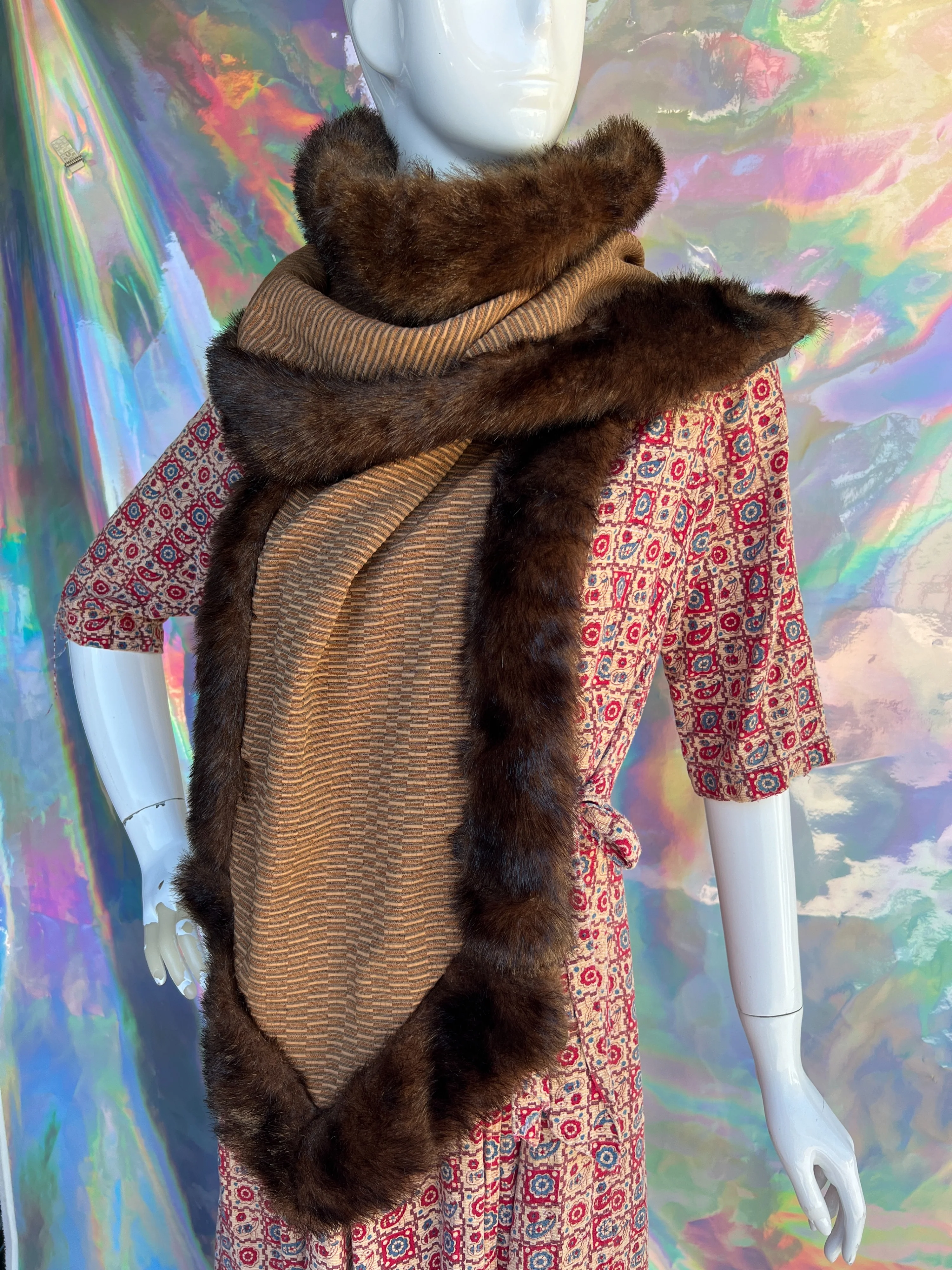 Brown Faux Fur Trimmed Scarf - Image 4