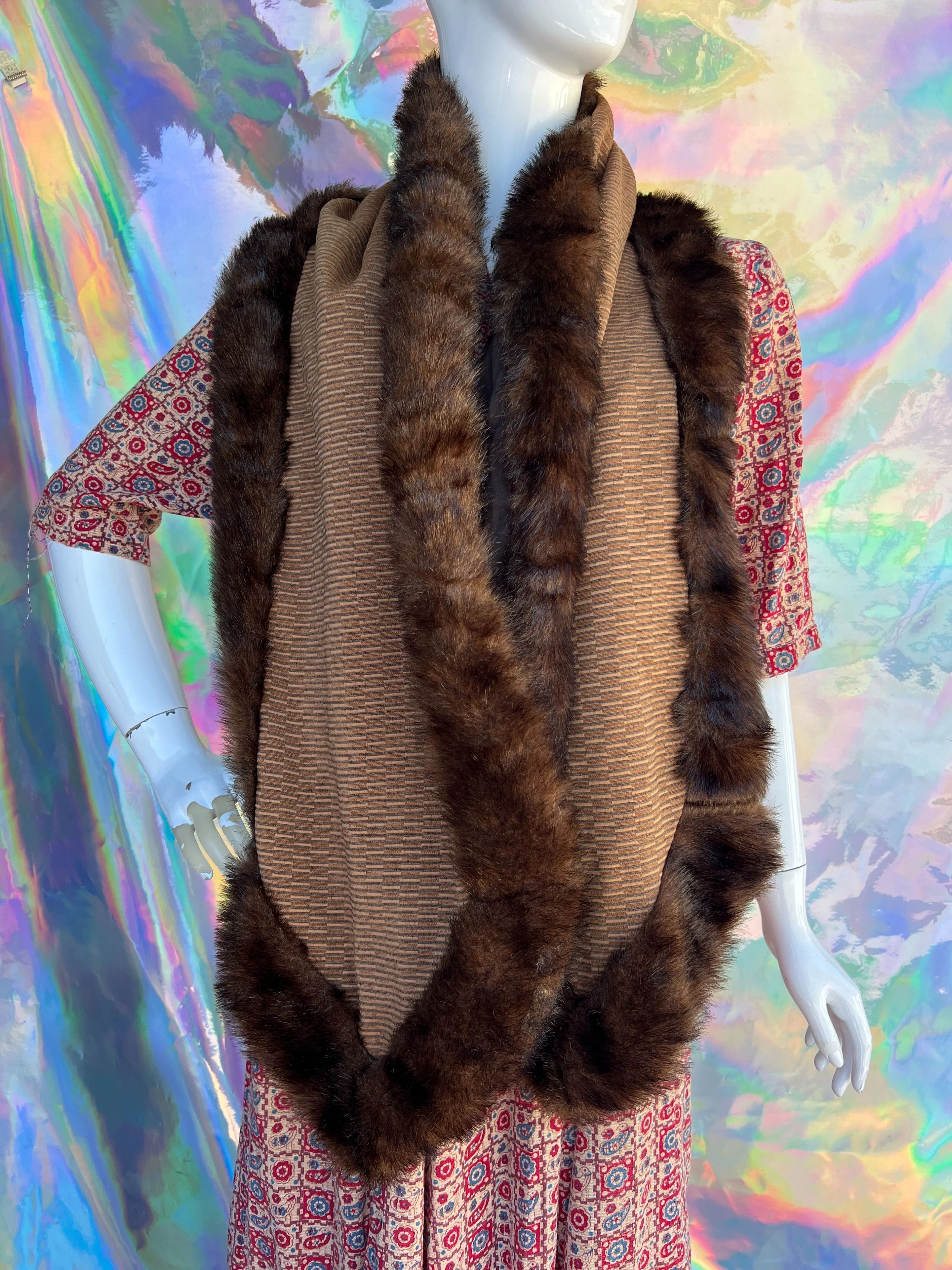 Brown Faux Fur Trimmed Scarf - Image 7
