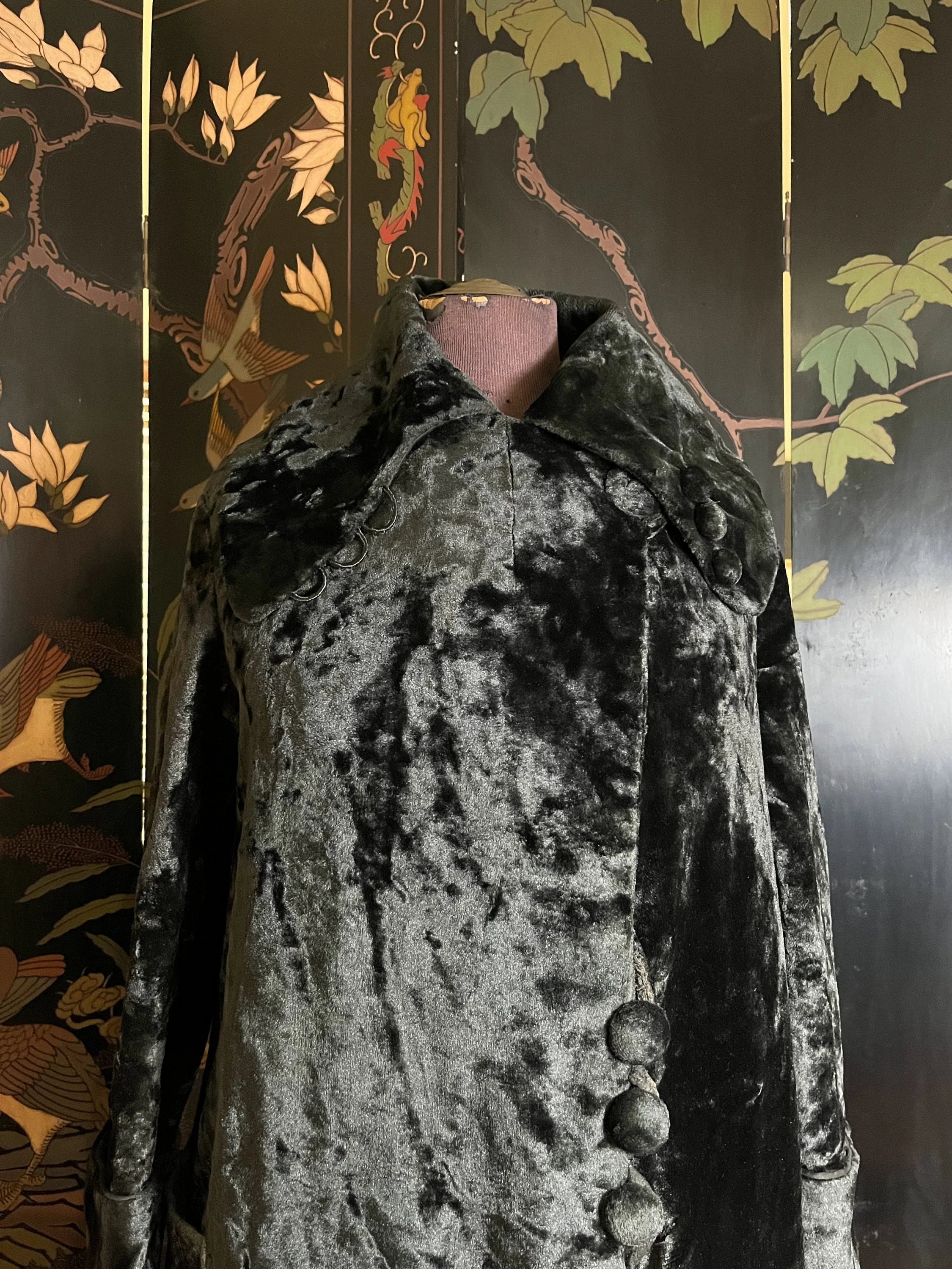 C. 10s-20s Faux Seal Plush Coat Antique Clothing Edwardian Jacket Historical Fashion - Image 7