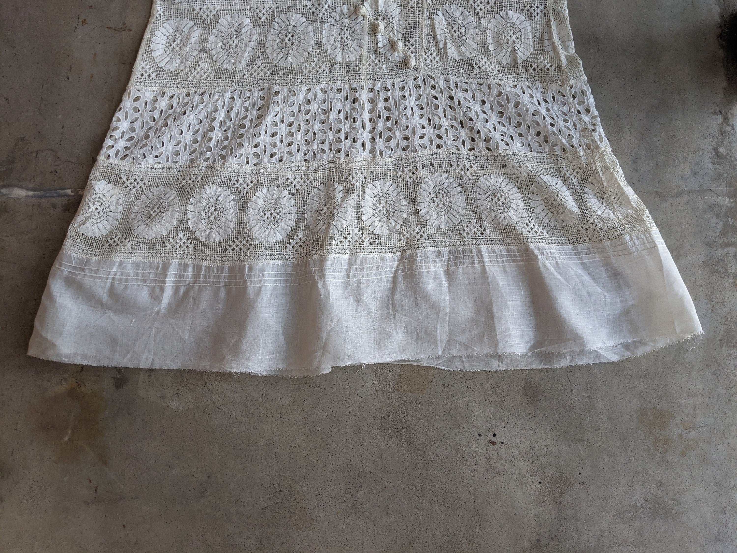 C. 1911-1912 Cotton Lingerie Lace Dress Antique Edwardian 10s Clothing Historical Fashion - Image 4
