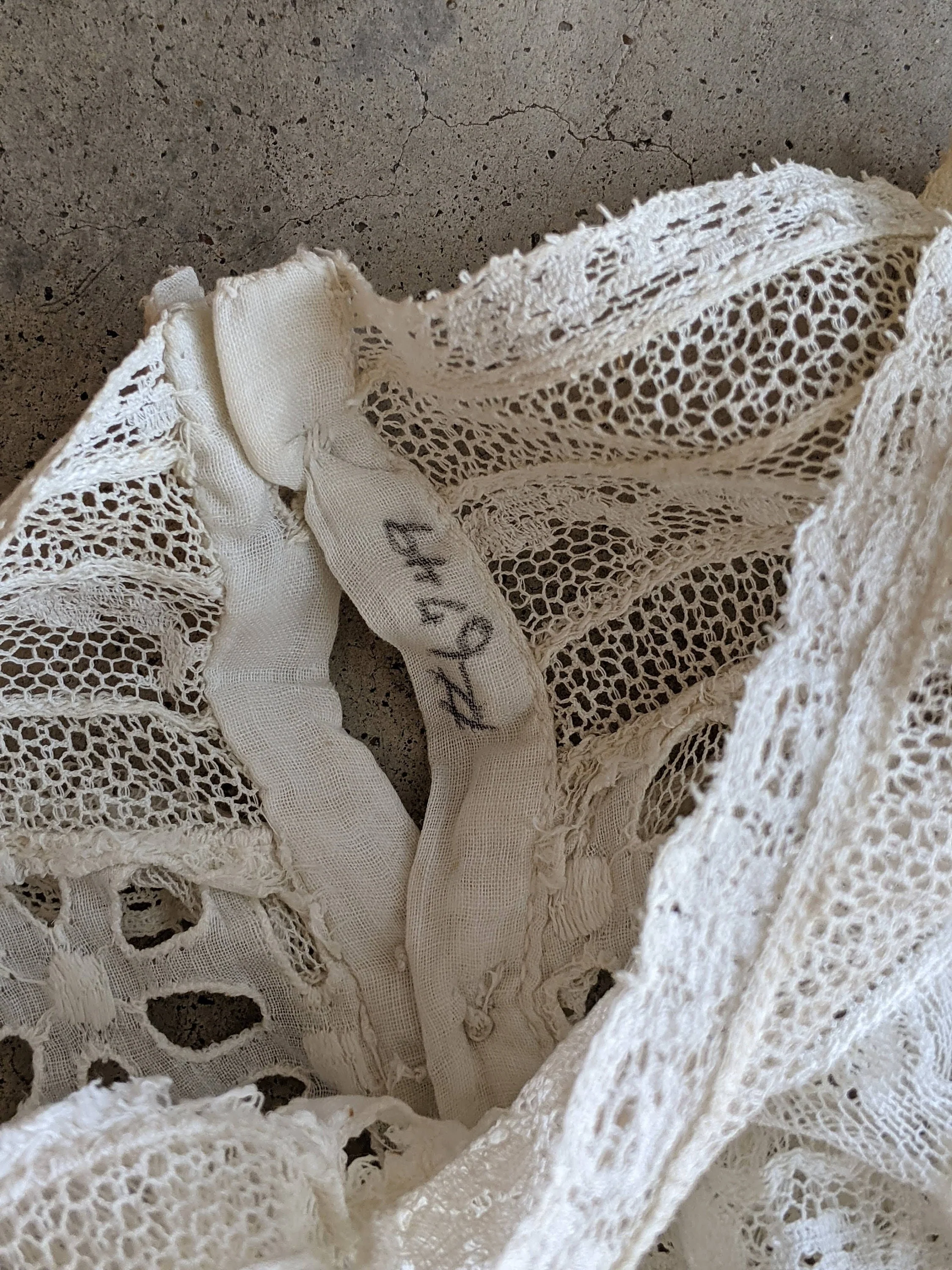 C. 1911-1912 Cotton Lingerie Lace Dress Antique Edwardian 10s Clothing Historical Fashion - Image 9