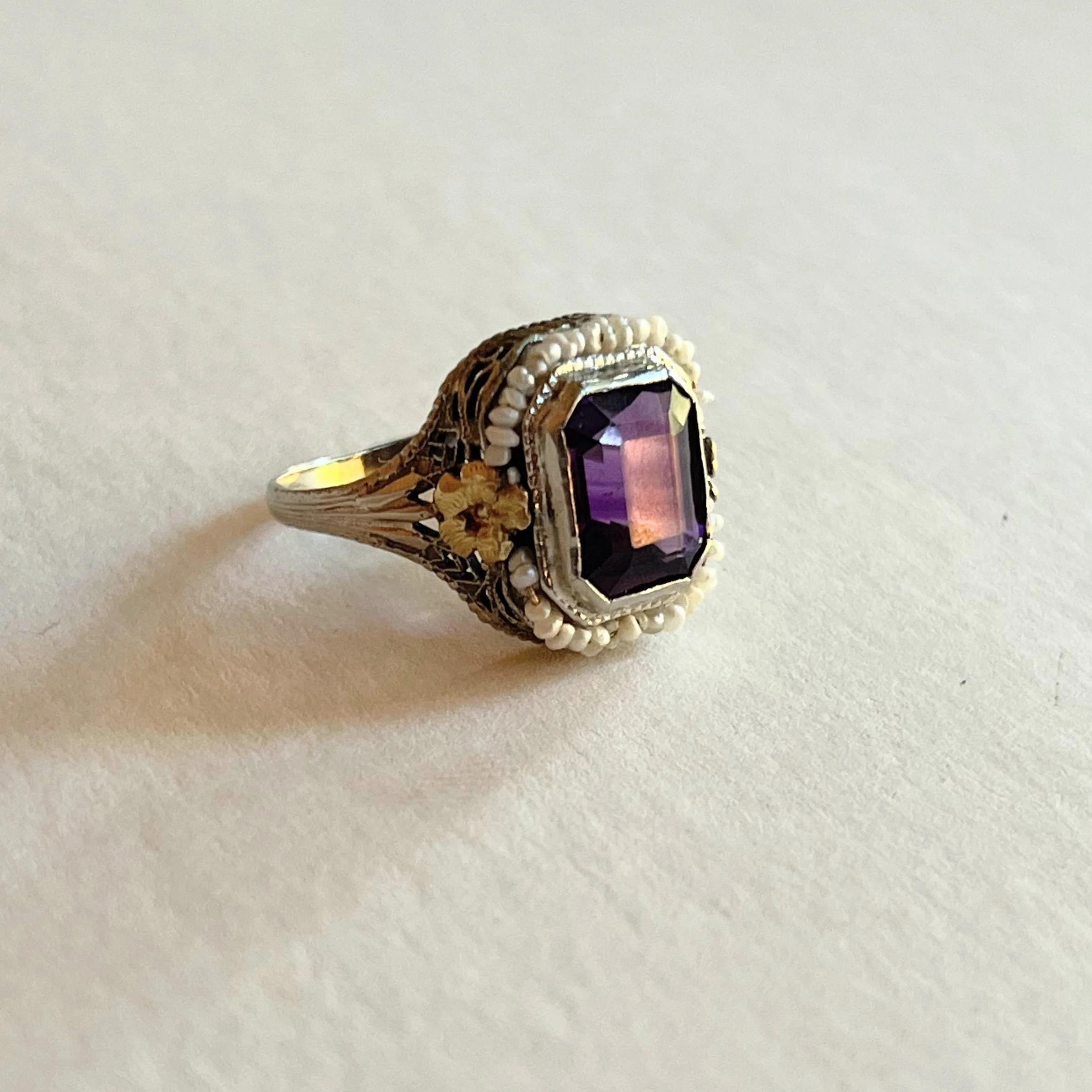 C. 20s-30s 10k White Yellow Gold Amethyst Ring Antique Vintage Art Deco Jewelry - Image 6