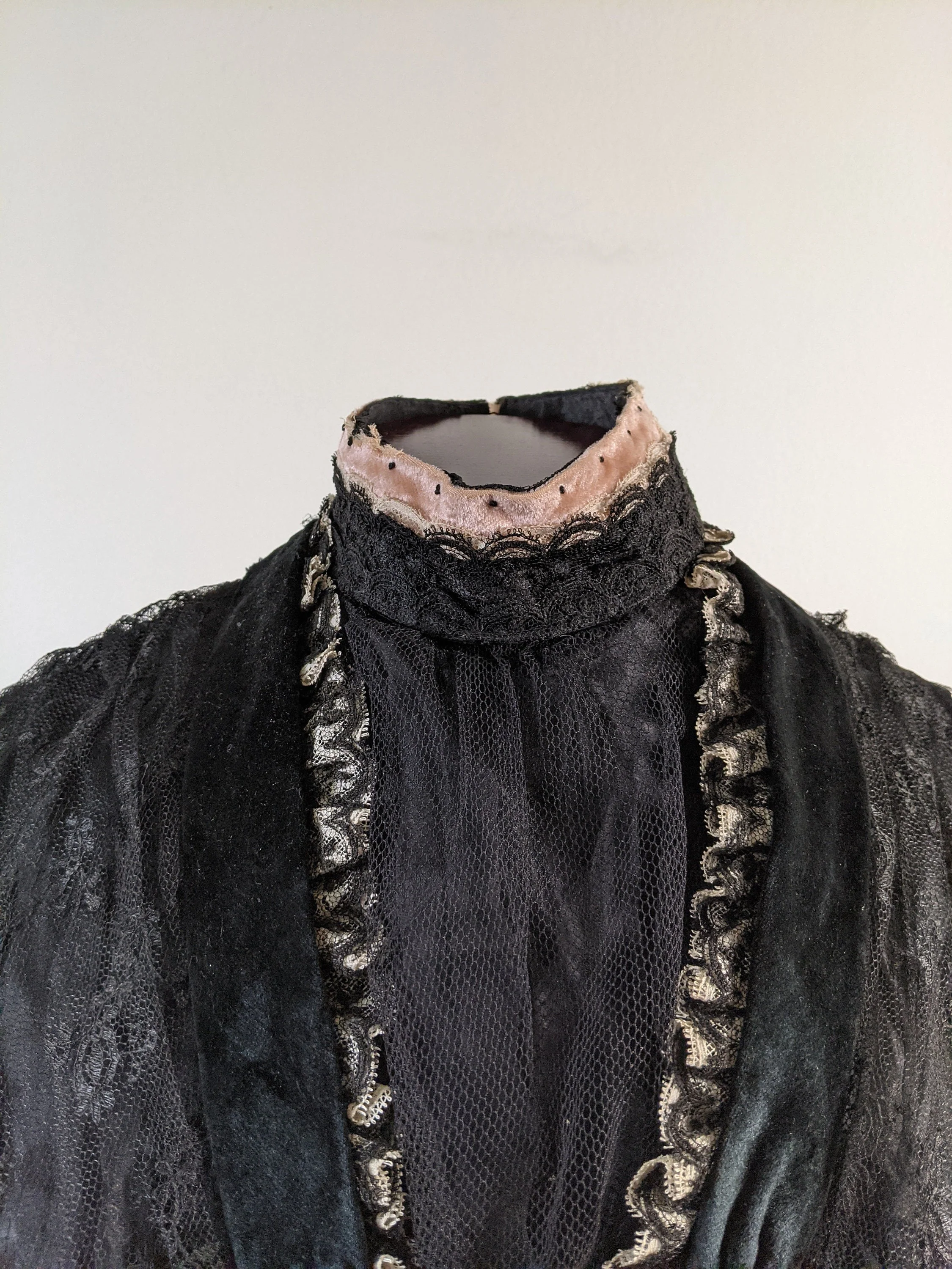 C. Edwardian Black Pink Silk Bodice Antique Clothing Edwardian Shirtwaist Blouse Historical Fashion - Image 5