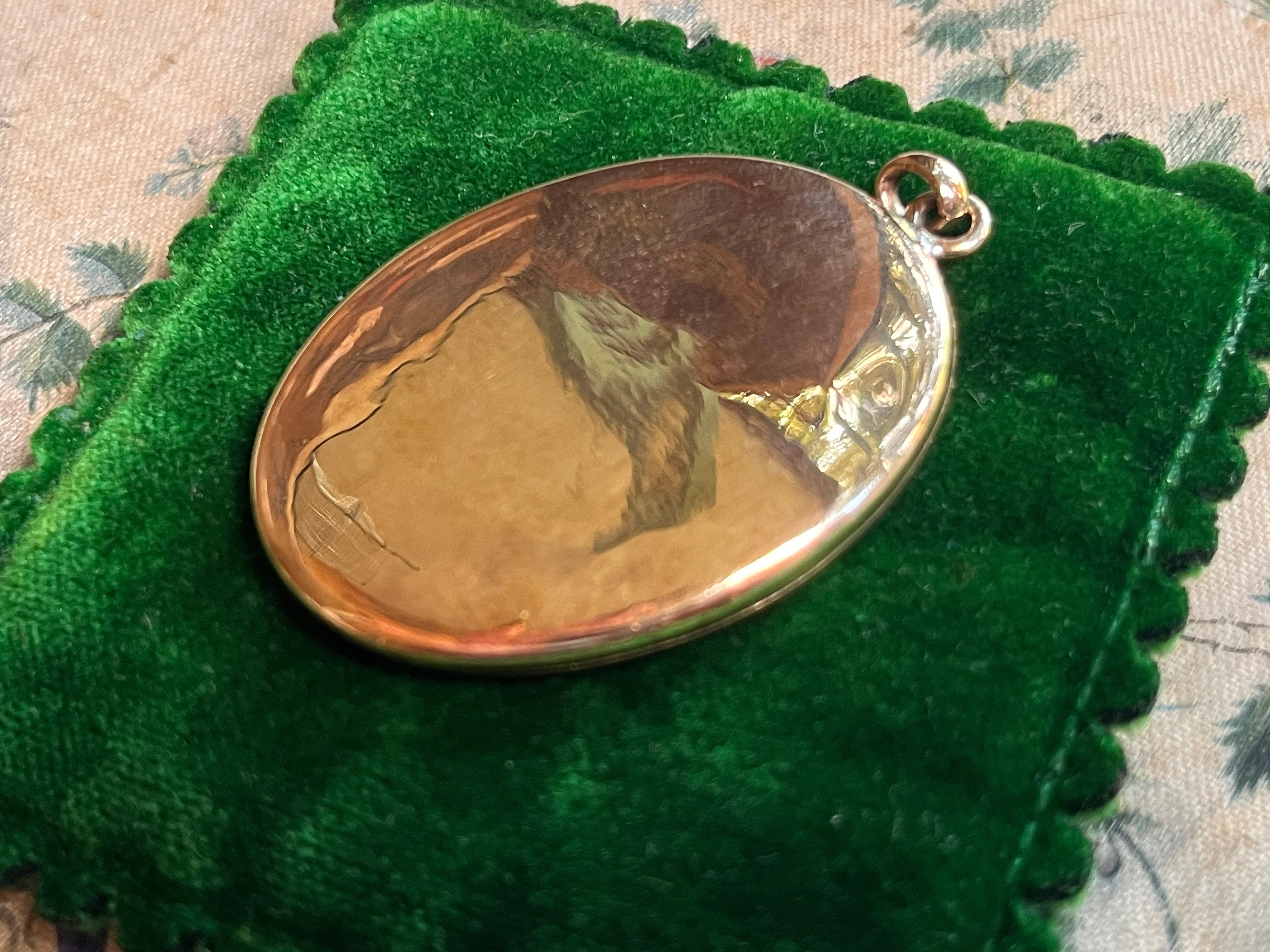C. Edwardian Gold Filled Three Photo Locket Antique Edwardian Art Nouveau Jewelry - Image 3