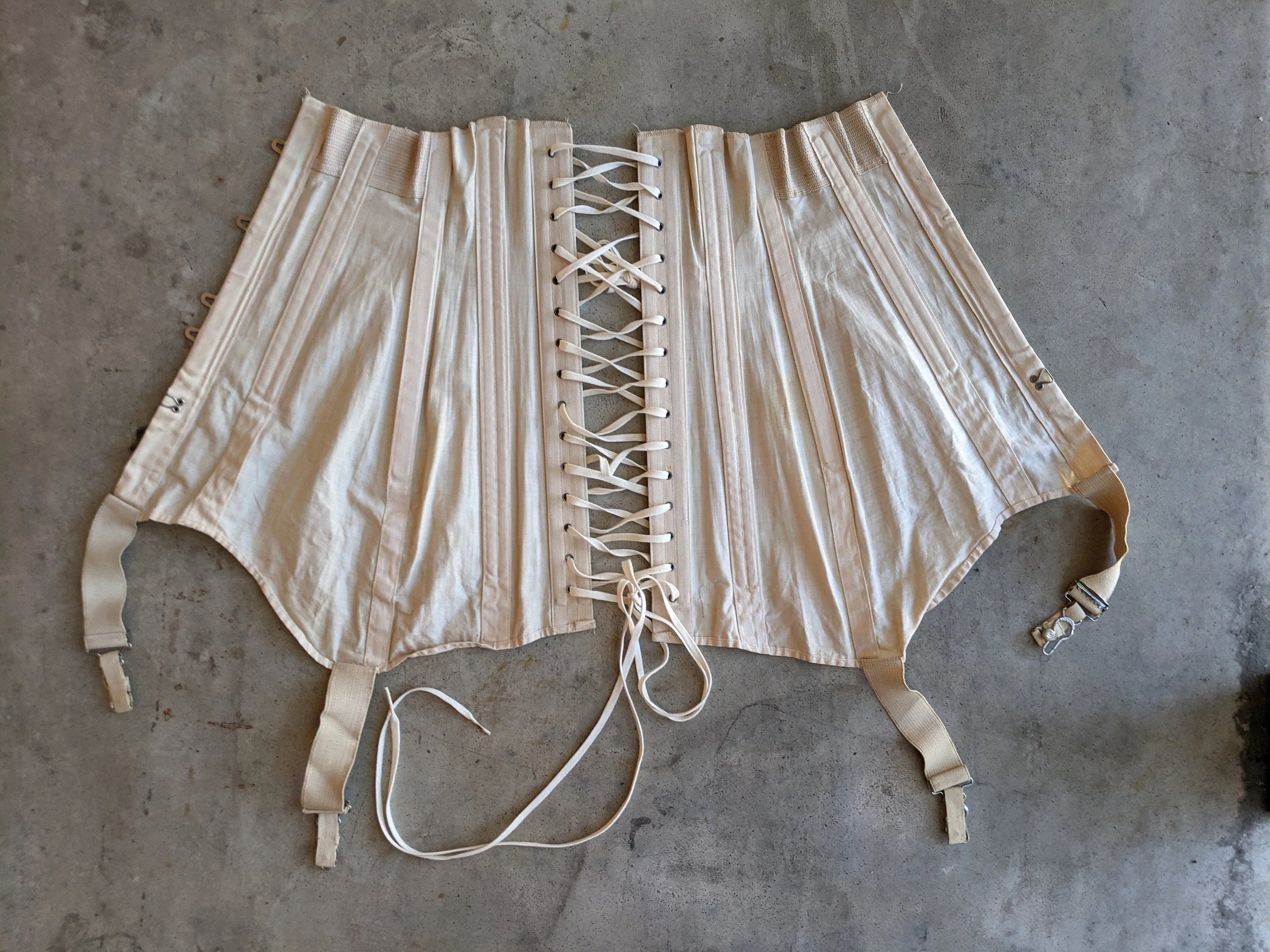 C. Late 10s Corset - 19" Waist Antique Edwardian Lingerie Historical Fashion - Image 9