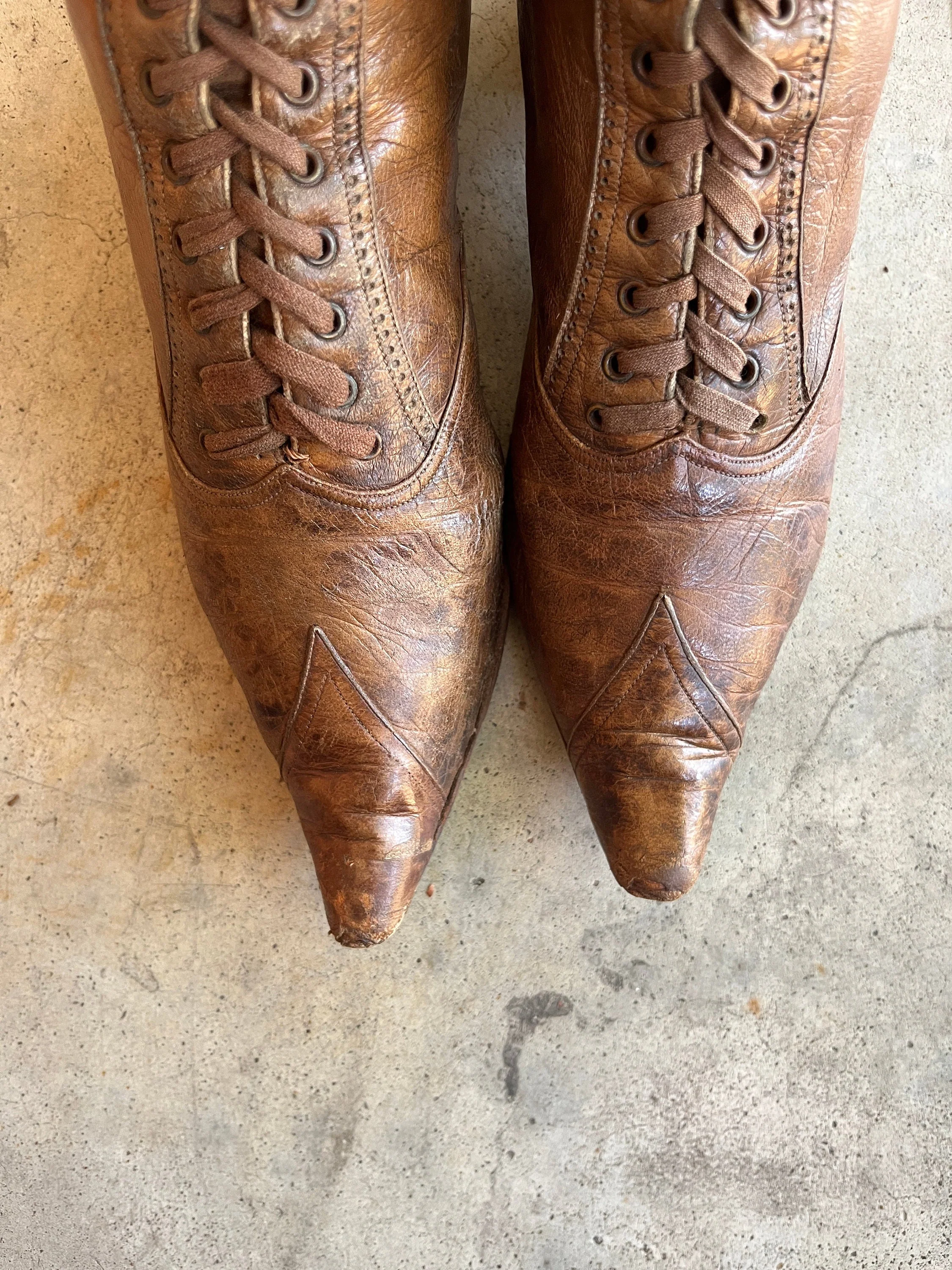 C. Victorian Boots with Provenance Approx Sz 5 Antique Victorian Shoes Historical Fashion Clothing - Image 6