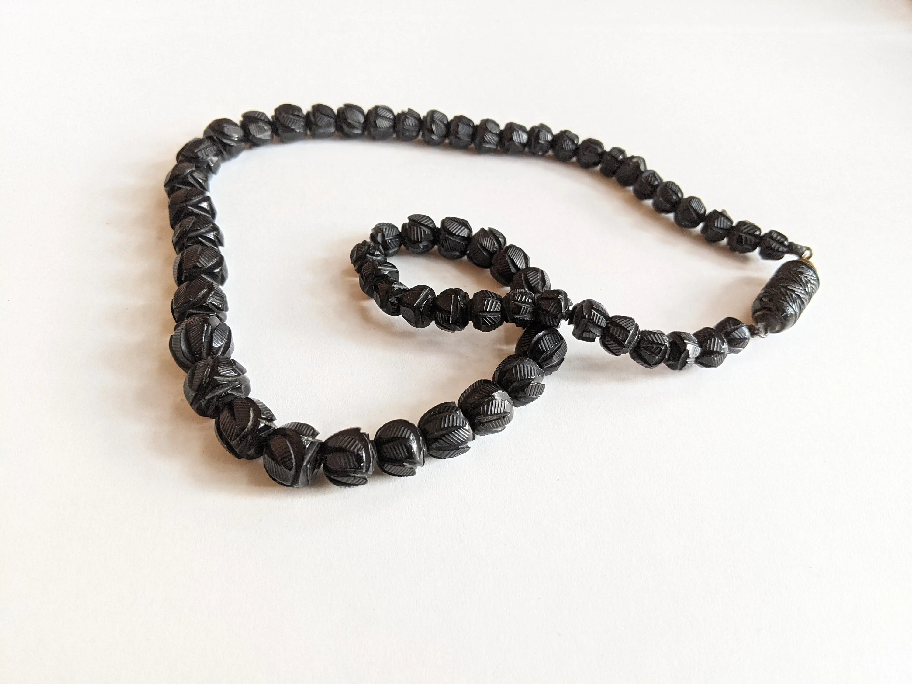 C. Victorian Carved Jet Bead Necklace Antique Victorian Jewelry - Image 3
