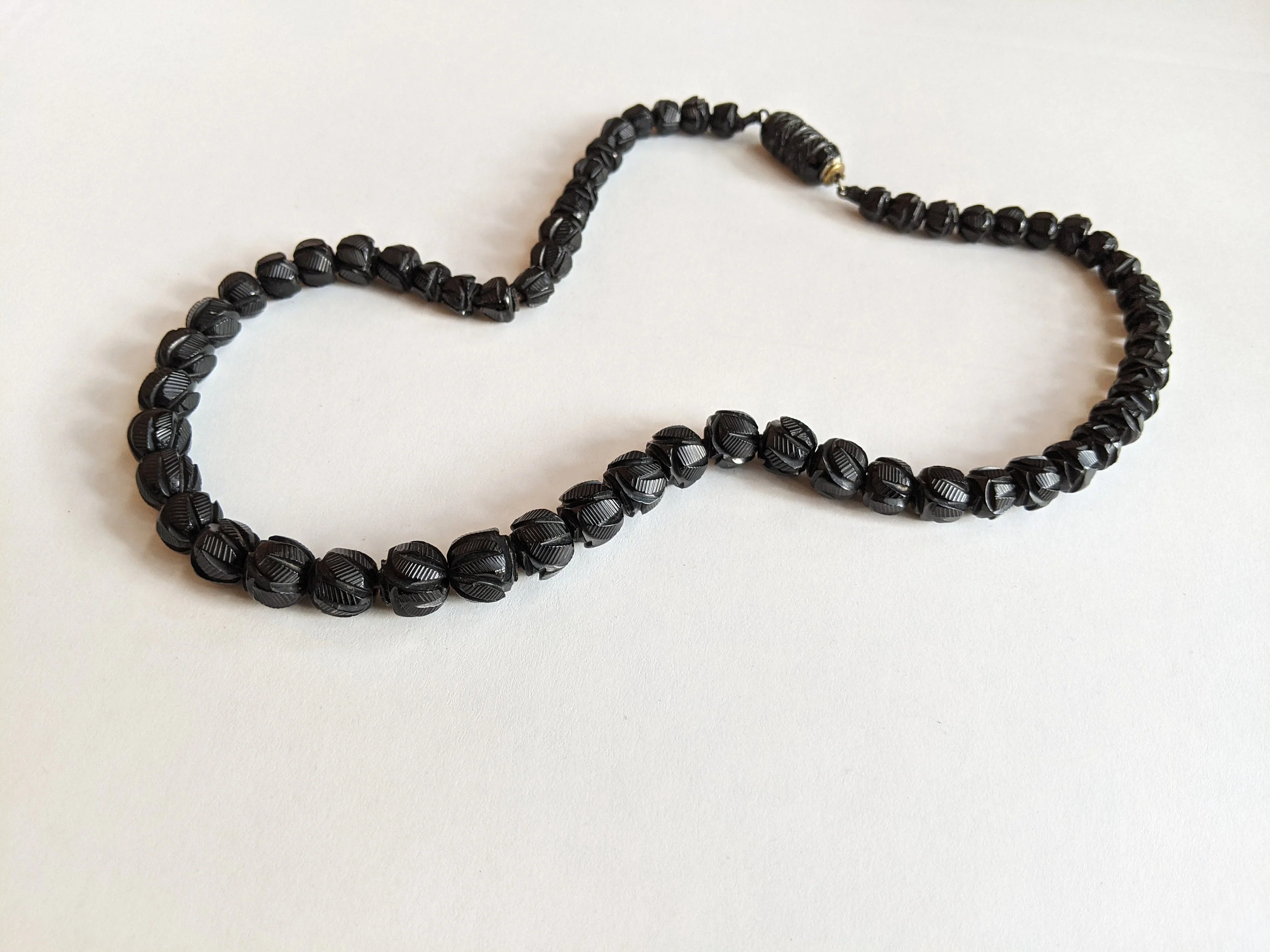 C. Victorian Carved Jet Bead Necklace Antique Victorian Jewelry - Image 5