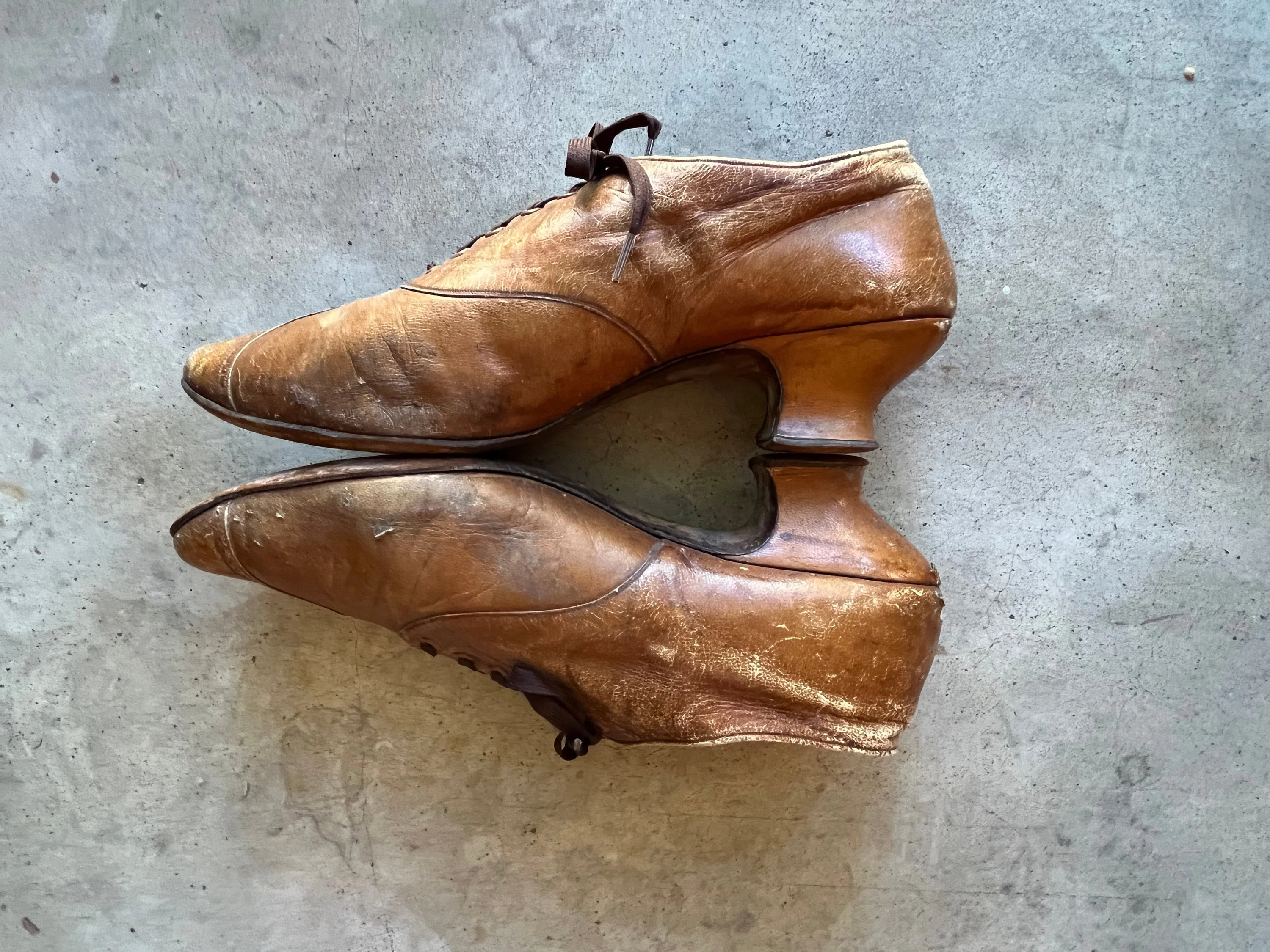 C. Victorian-Edwardian Brown Oxfords Approx Sz 7 Antique Victorian Edwardian Shoes Historical Fashion Clothing - Image 8