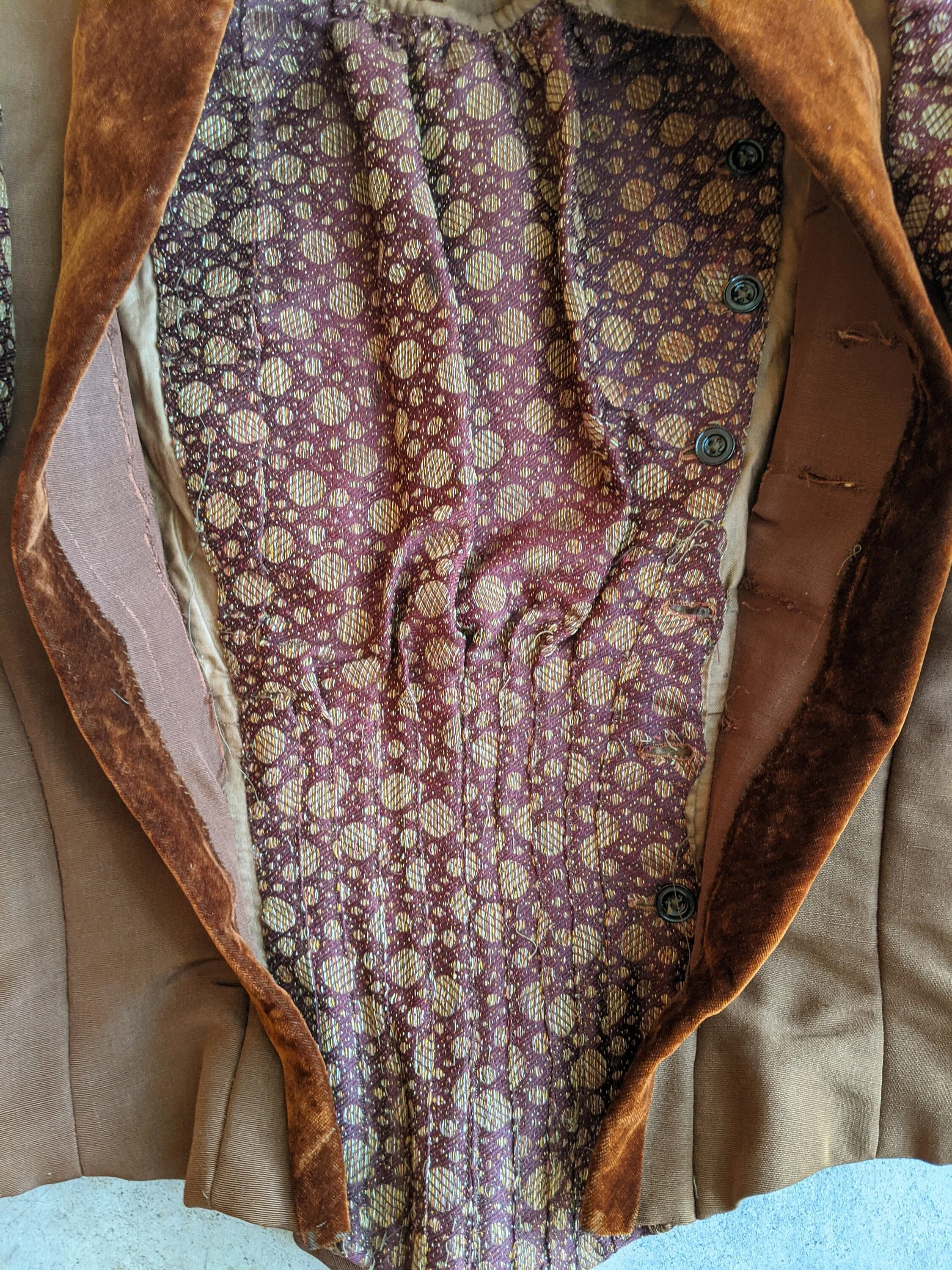 C. Victorian Silk Velvet Novelty Print Bodice Antique Victorian Clothing Historical Fashion - Image 3